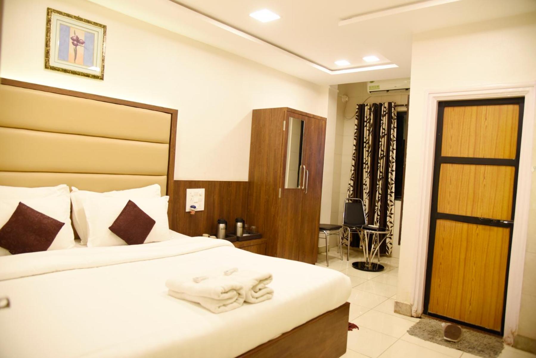 Double Room - Photo 2