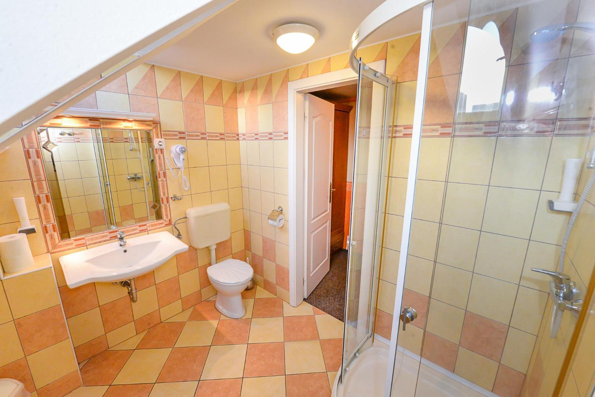 Superior Triple Room - Photo 2