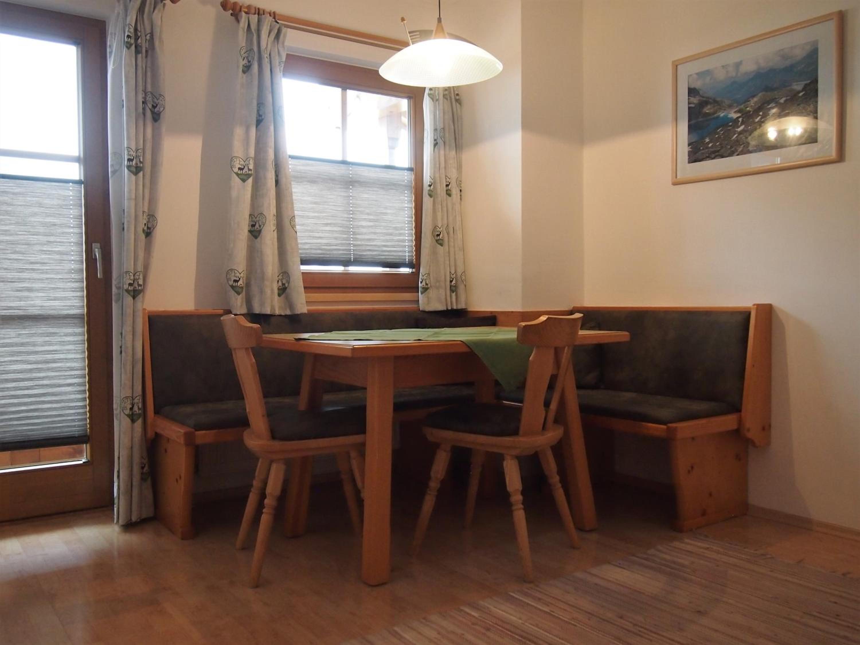 Apartment with Balcony photo 2