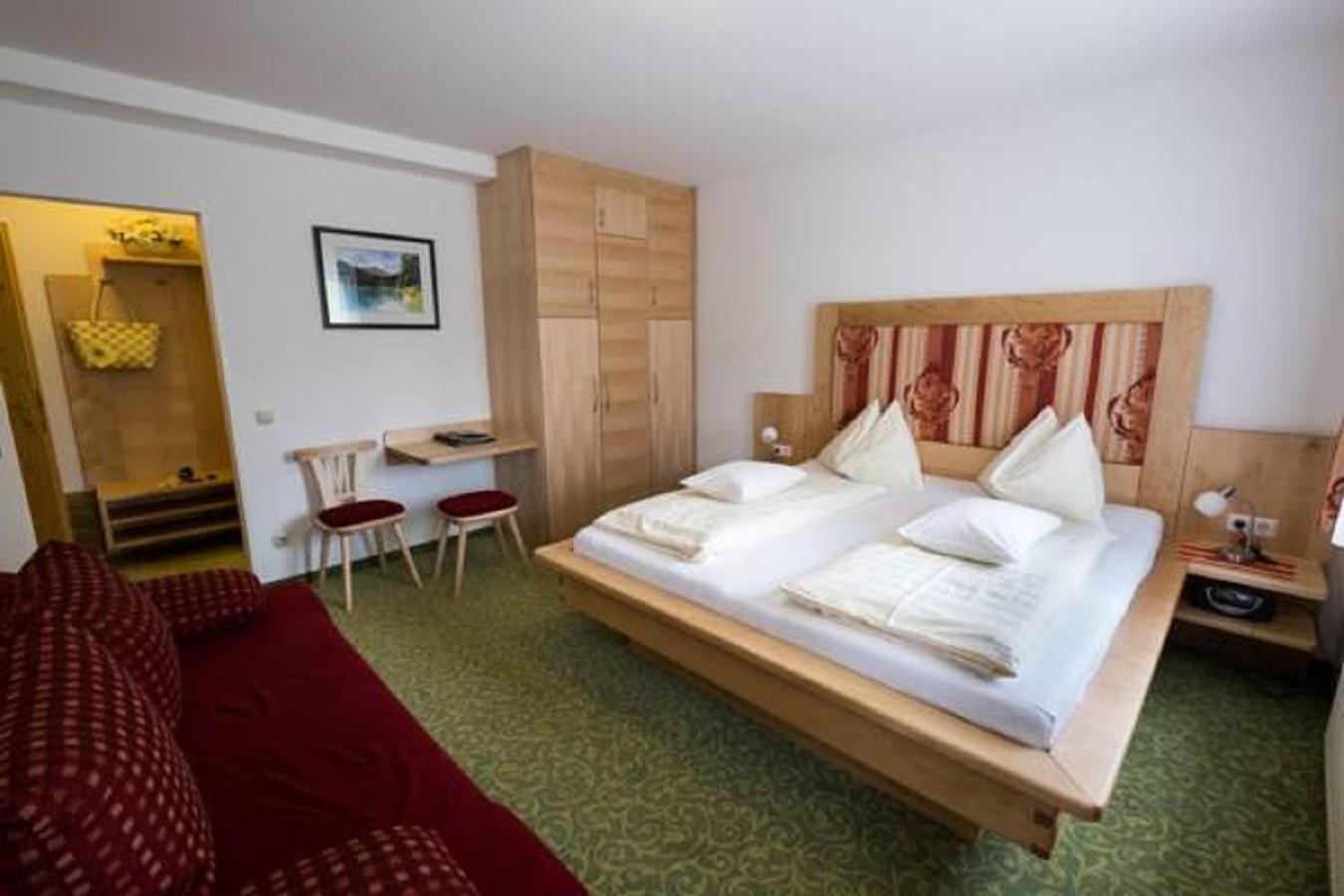 Standard Double Room photo 1
