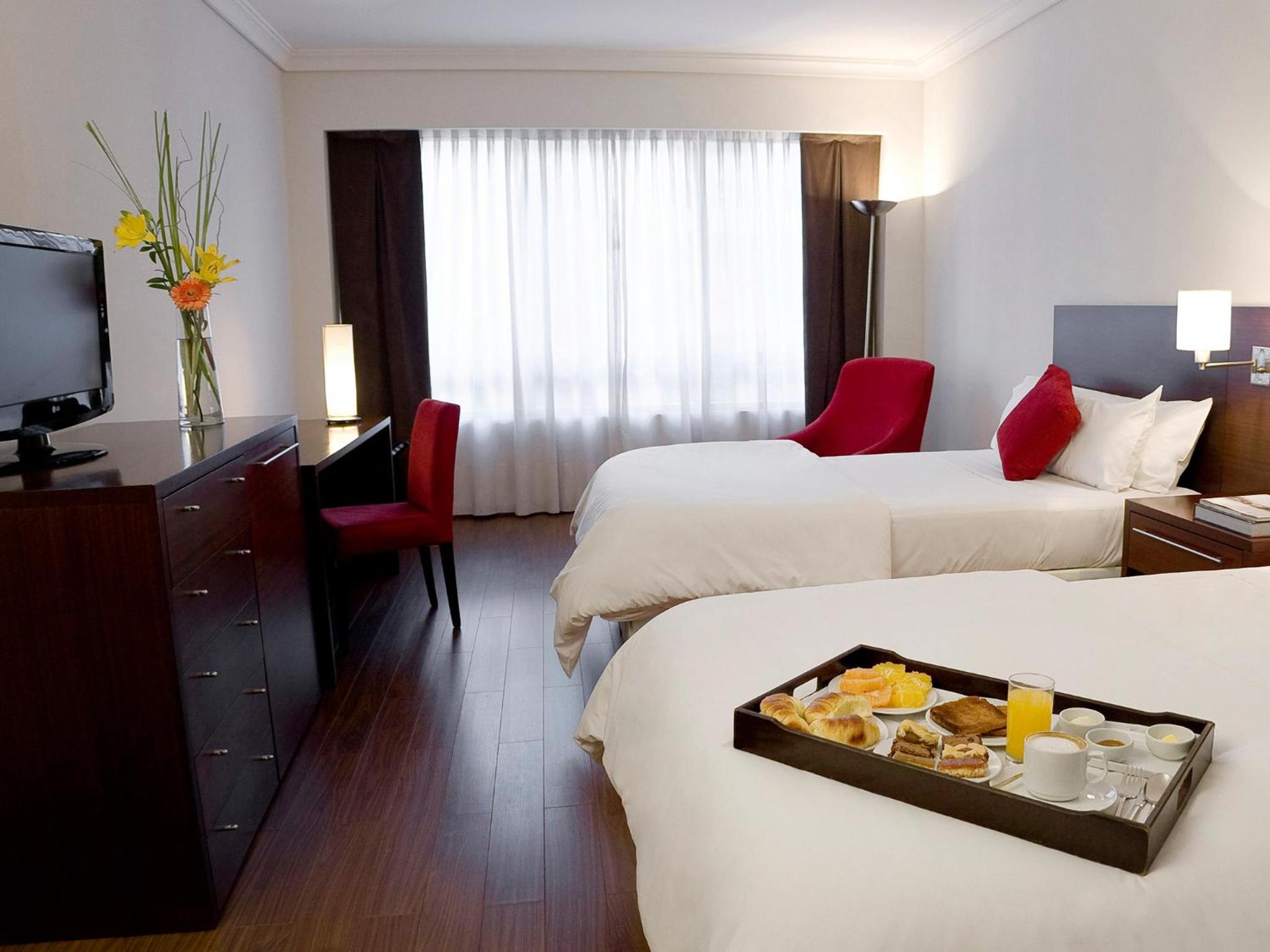 Twin Room - Non-Smoking