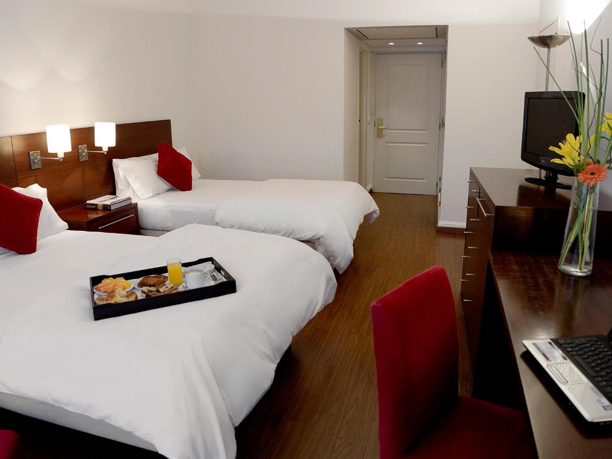 Twin Room - Non-Smoking