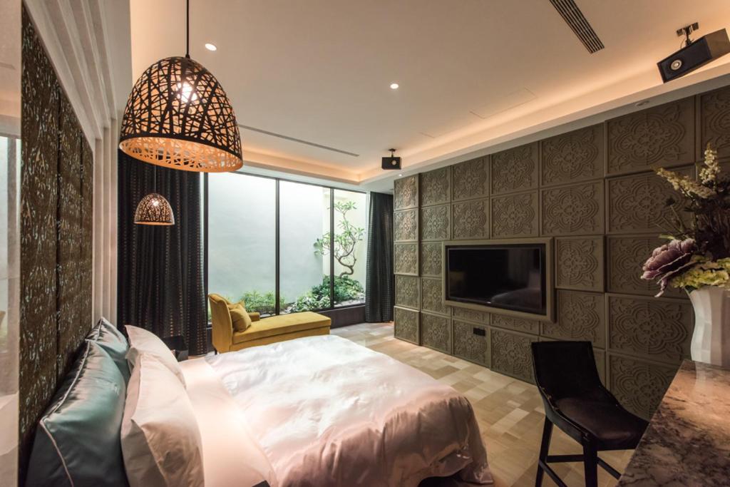 Superior Double Room (Check-in after 20:00)