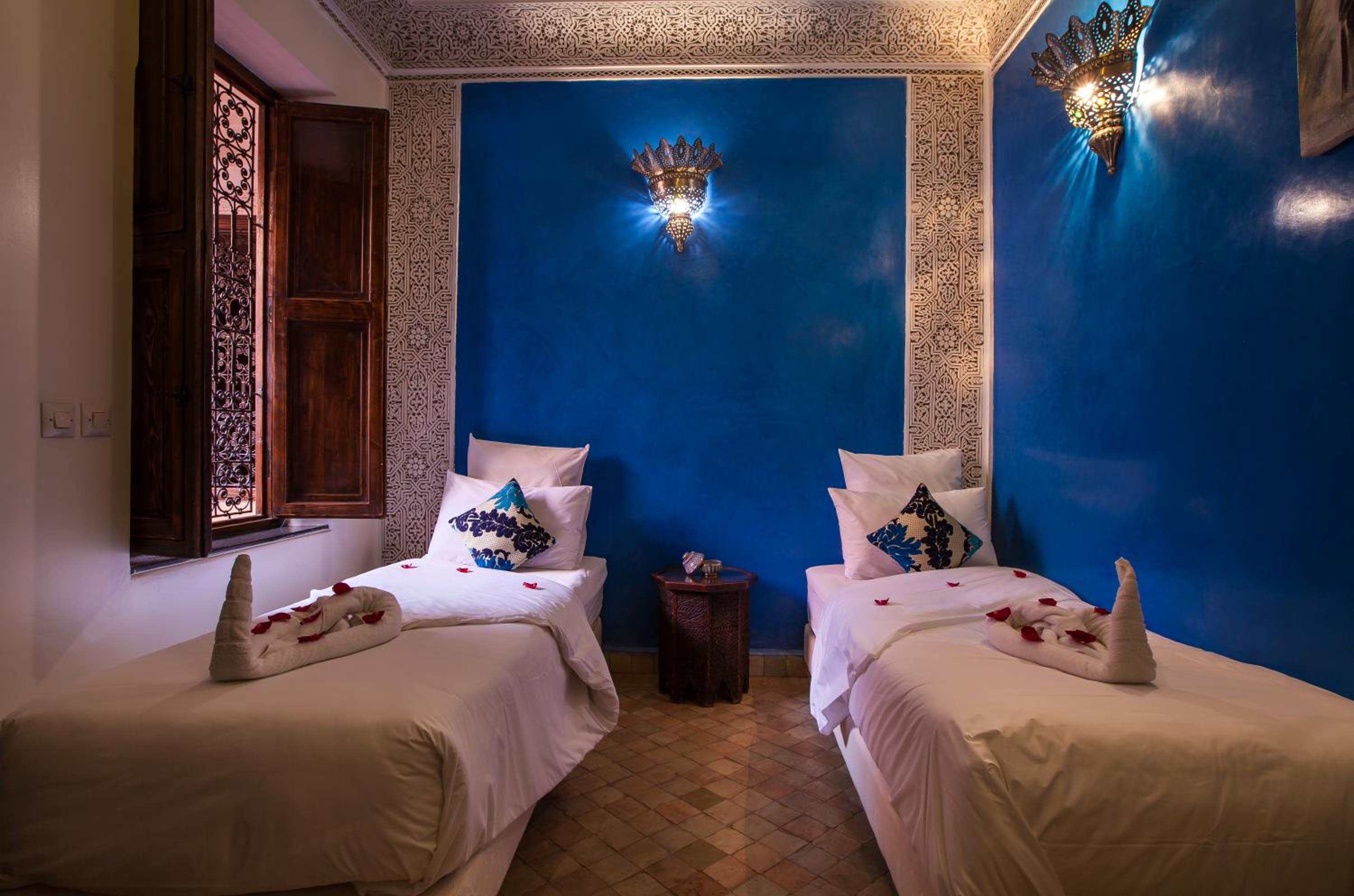 Standard Double Room - Photo 9