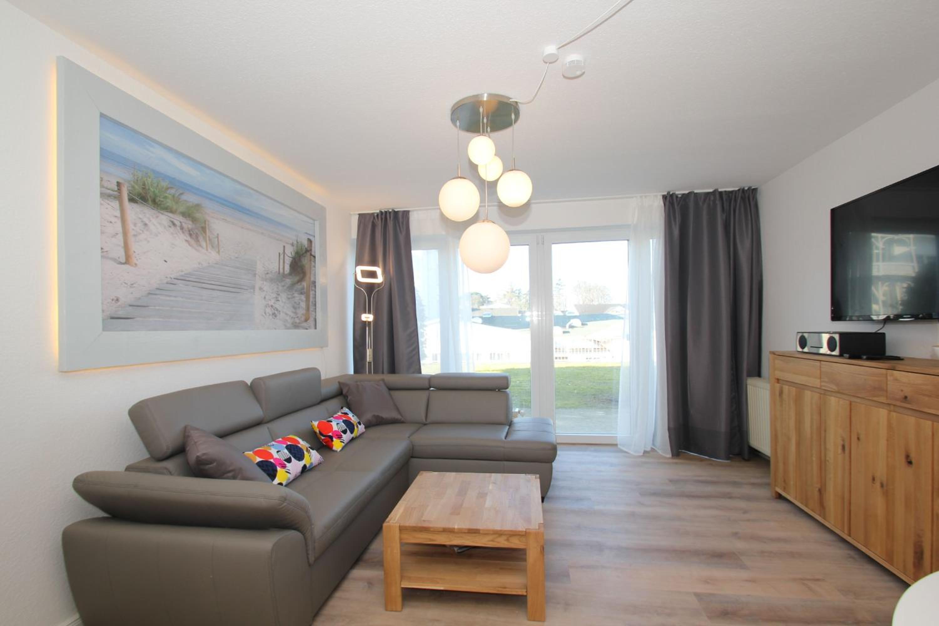 Apartment photo 1