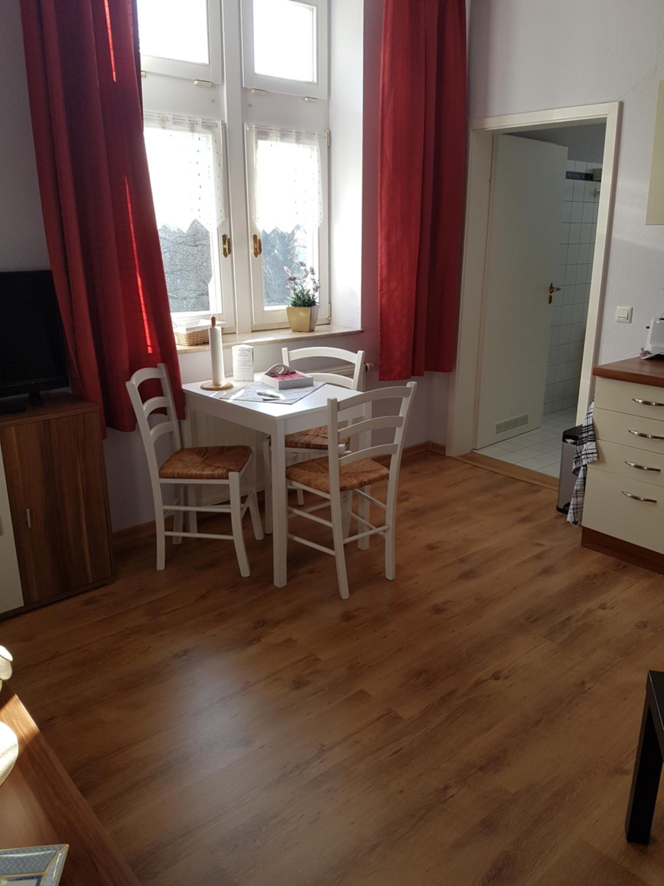 Apartment photo 3