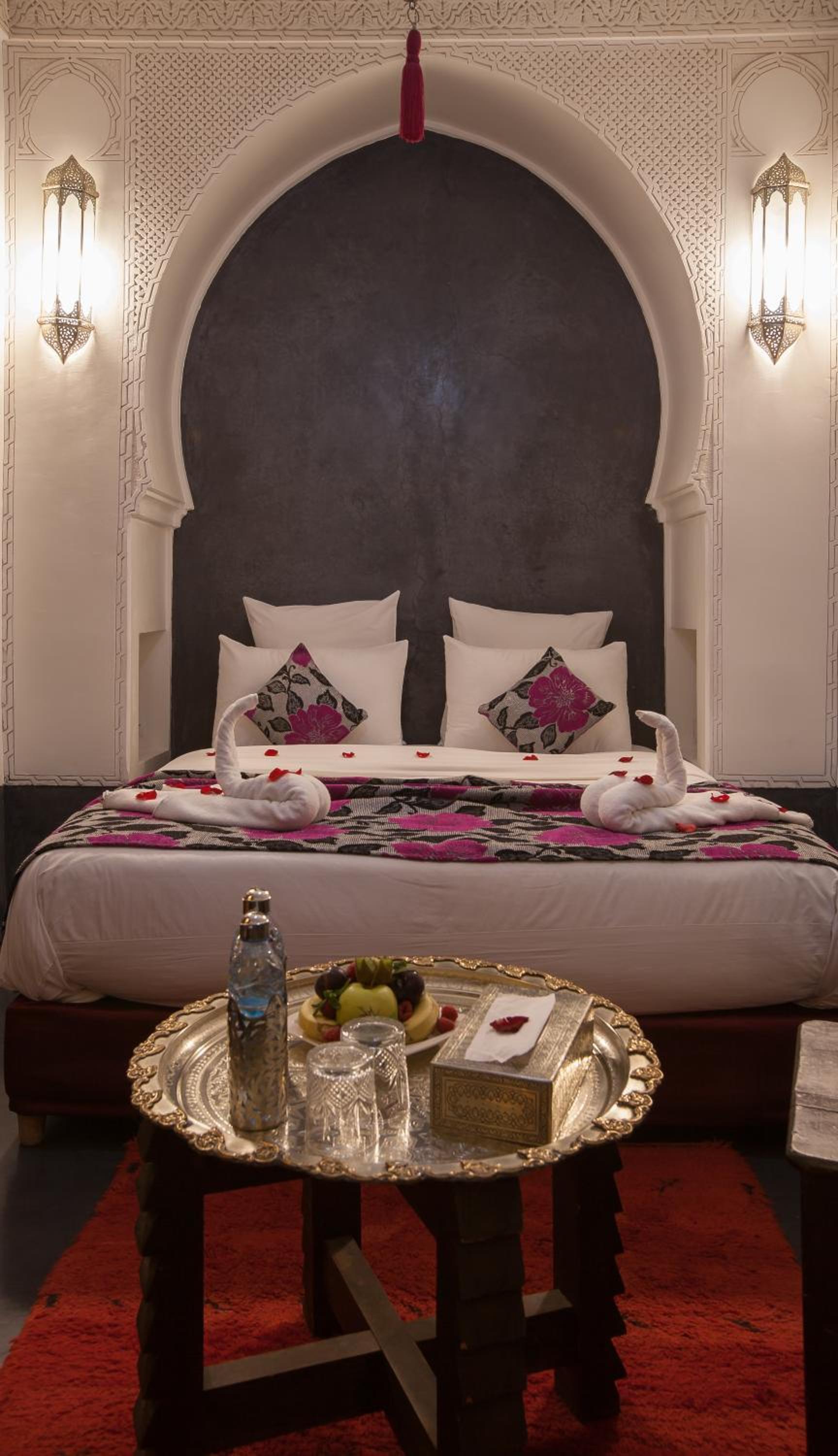 Standard Double Room - Photo 8