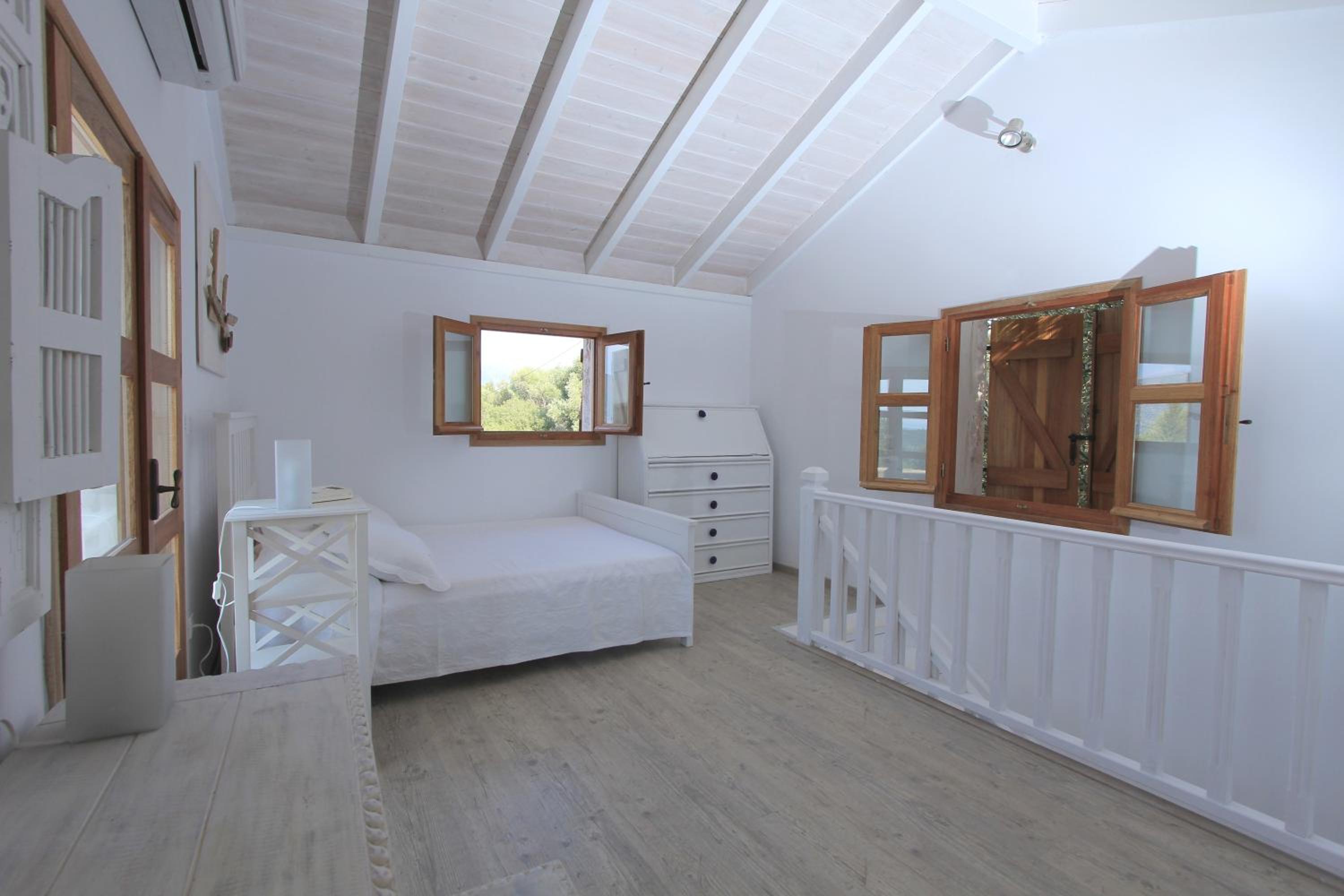 Villa photo 1