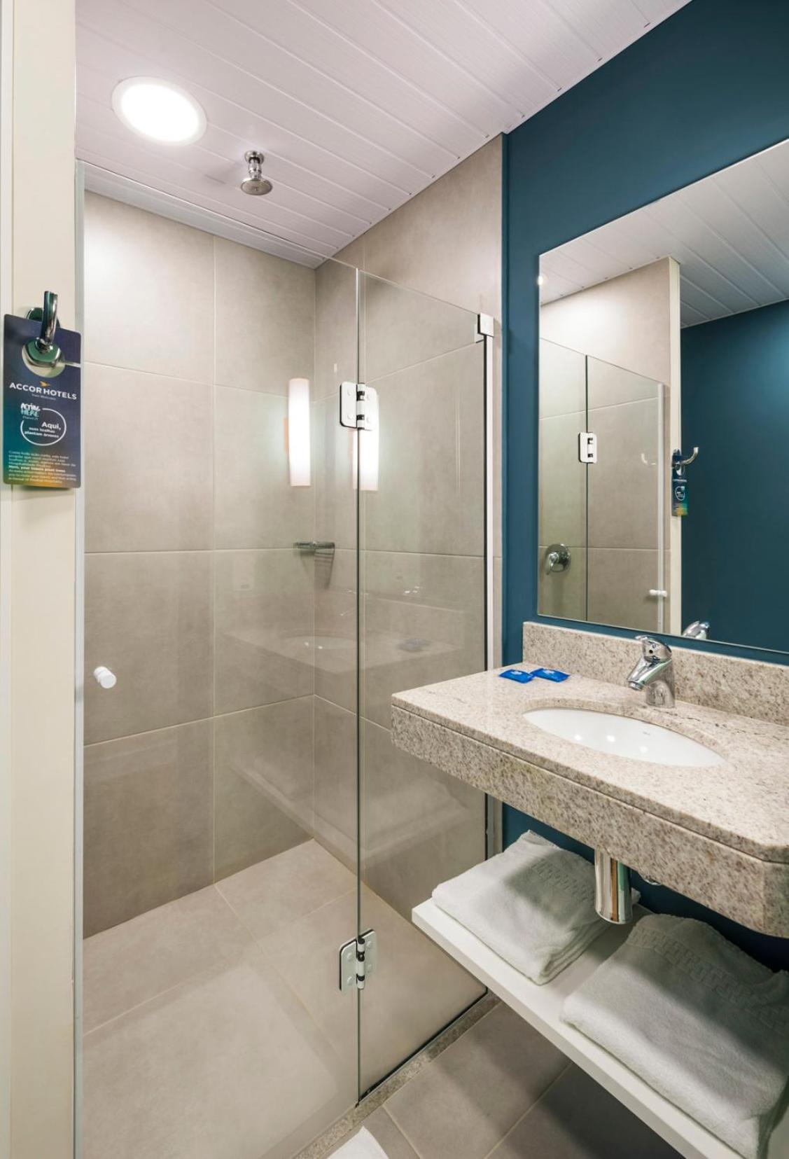 Standard Triple Room photo 3