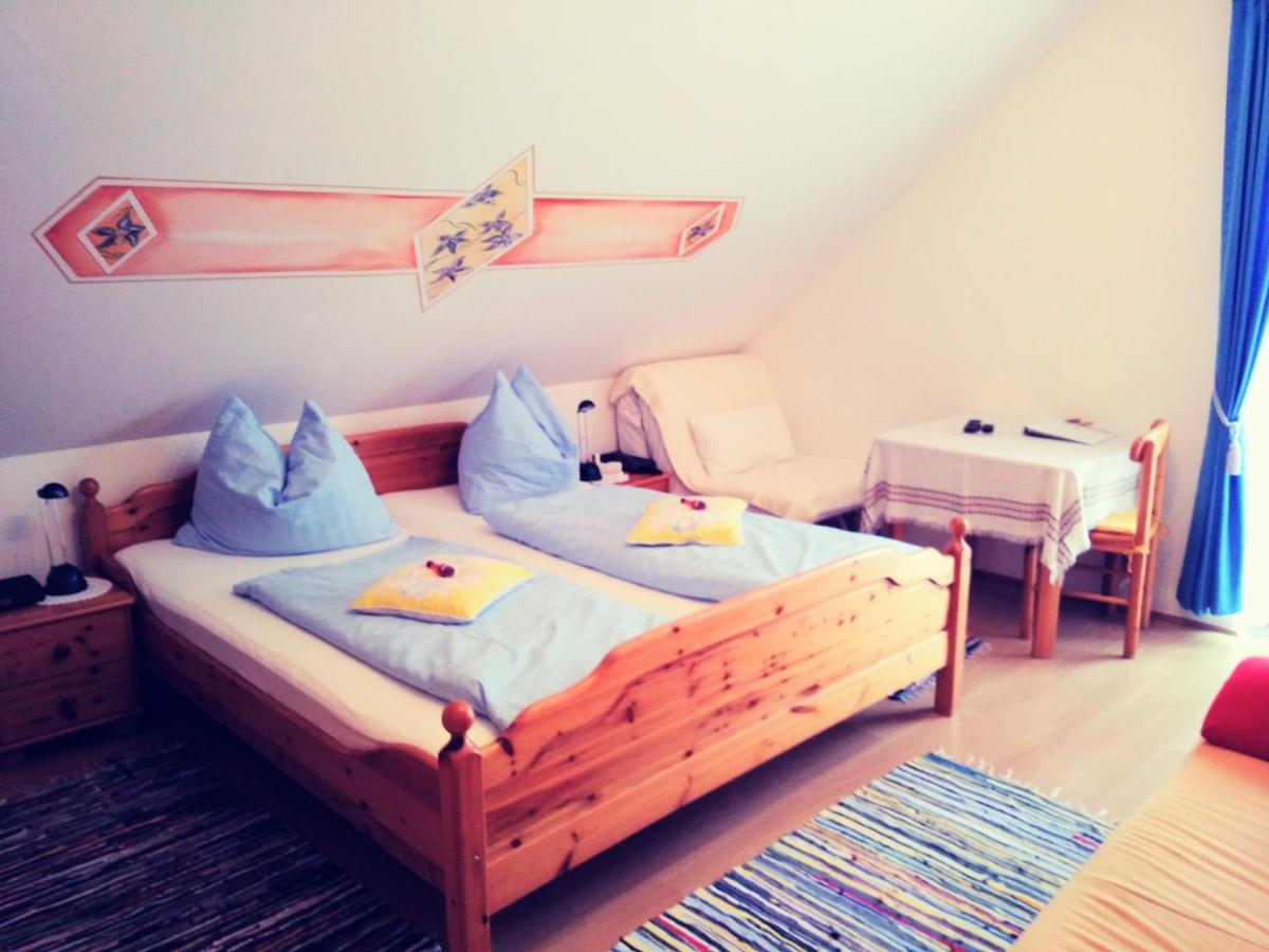 Double Room with Mountain View - 3