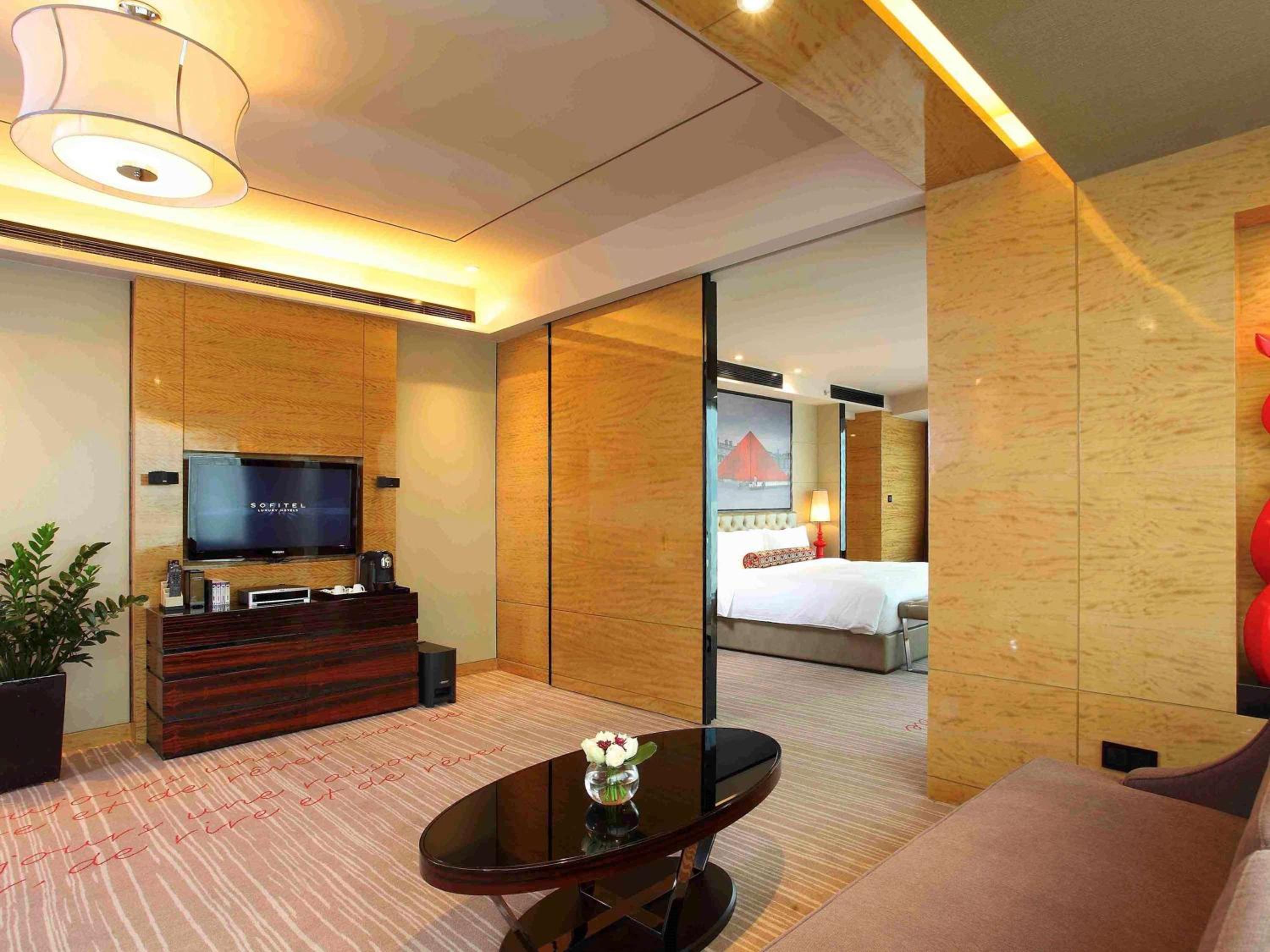 Junior King Suite - Photo 4