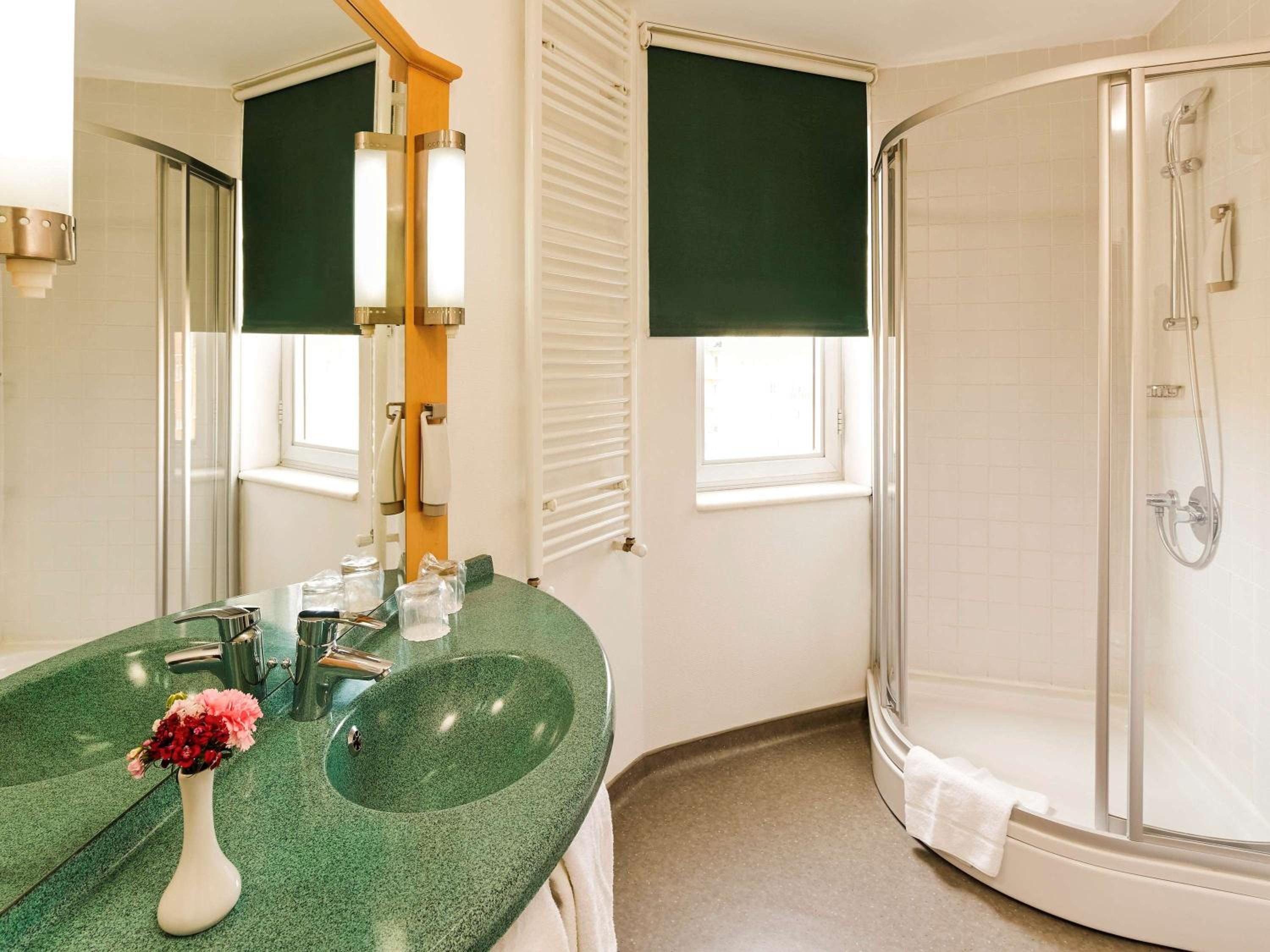 Classic Double Suite - Disability Access photo 2