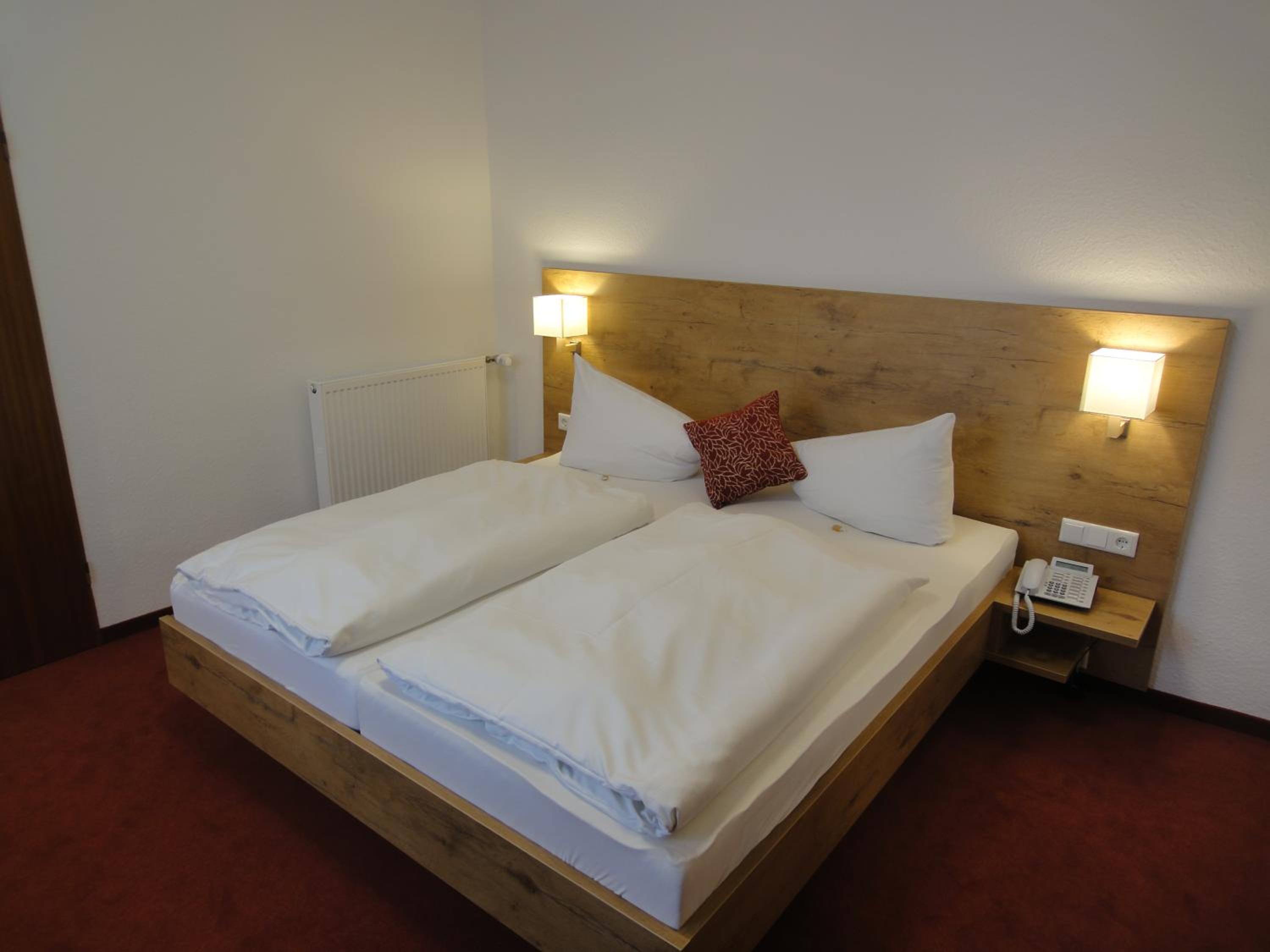 Double Room - Main Building - Photo 3