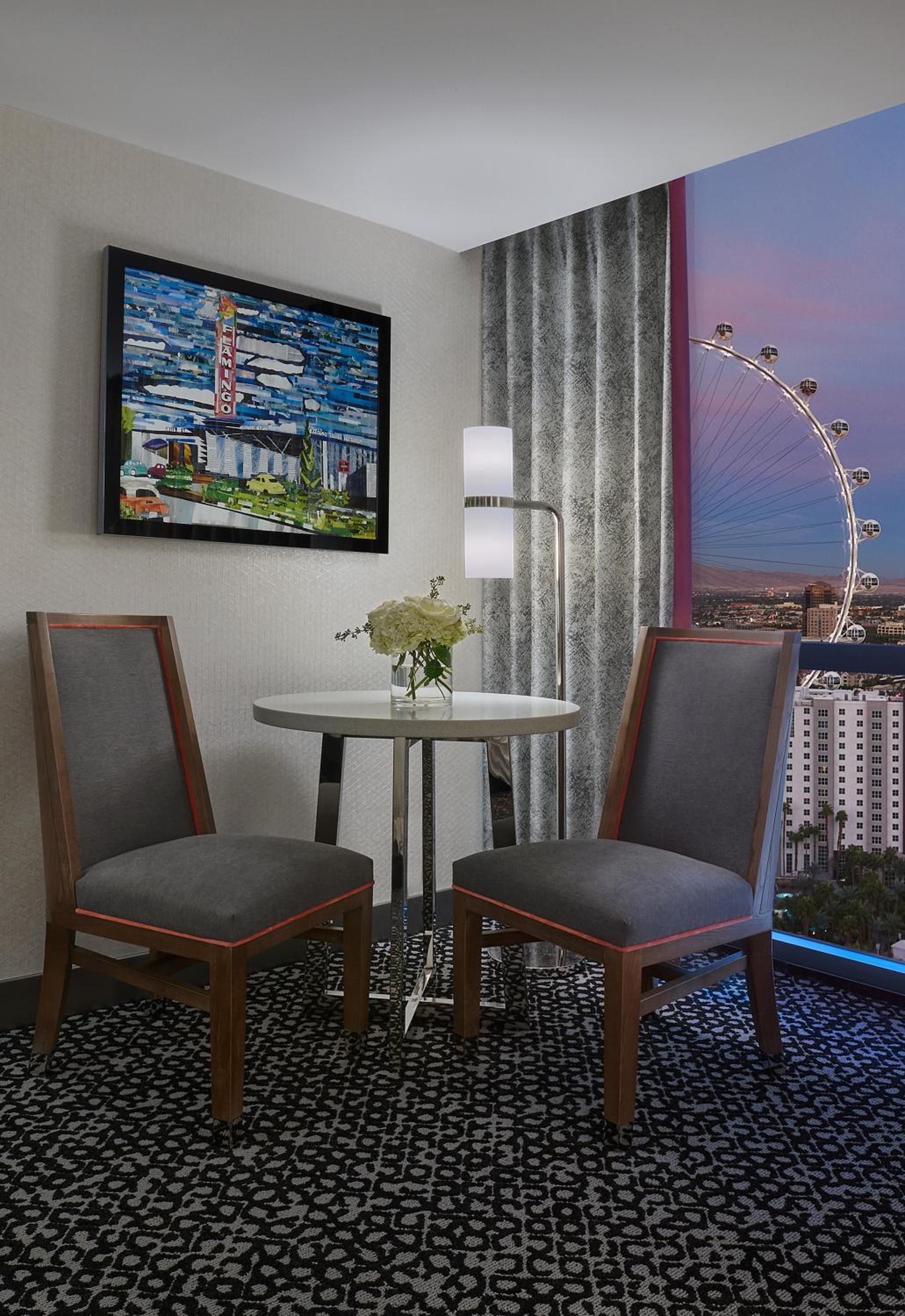 NEW Flamingo Executive Suite, 1 King, Non-Smoking photo 2