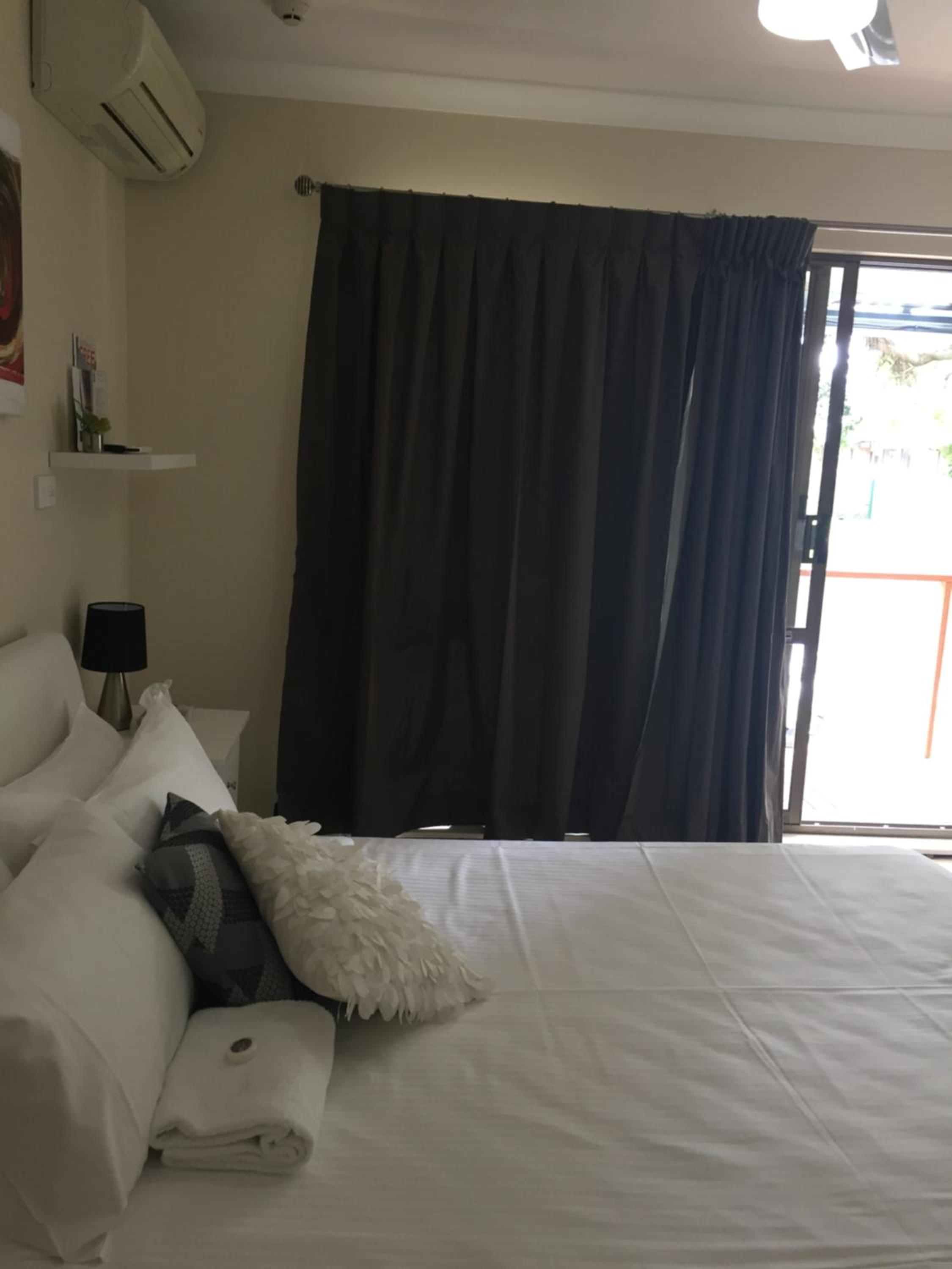 Queen Room photo 1