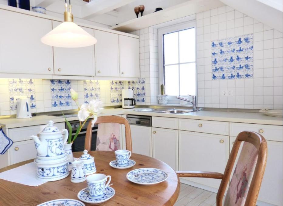 Apartment with Sea View photo 3