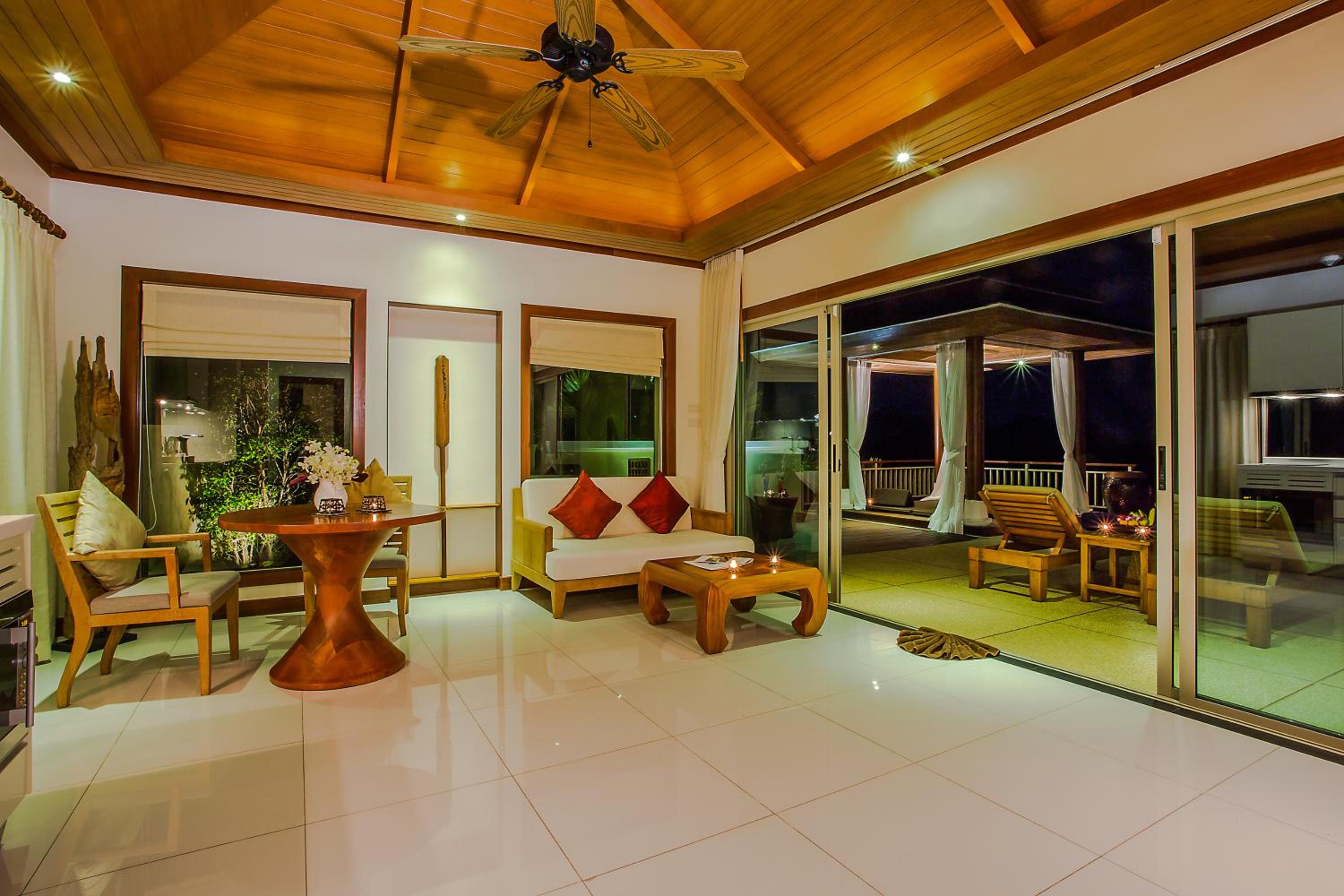 One-Bedroom Villa with Private Pool - Photo 13