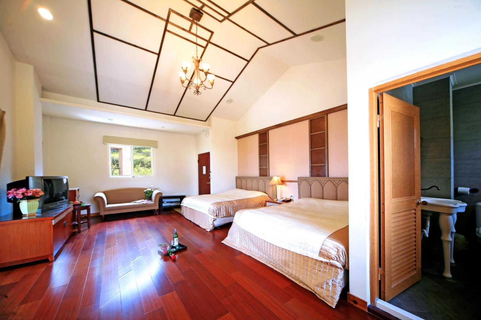 Quadruple Room with Balcony photo 1