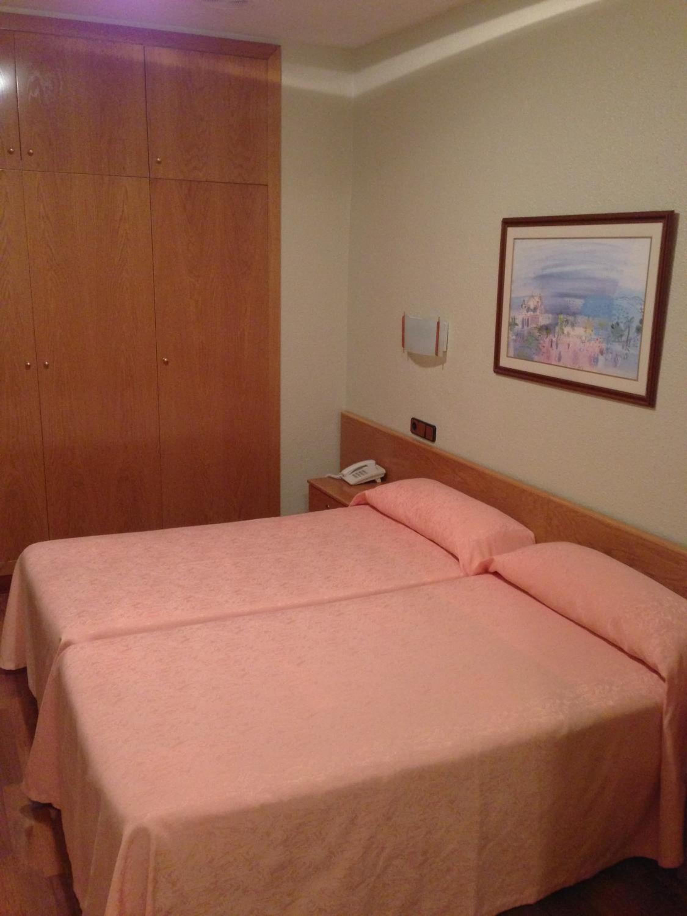 Habitación Doble o con Dos Camas