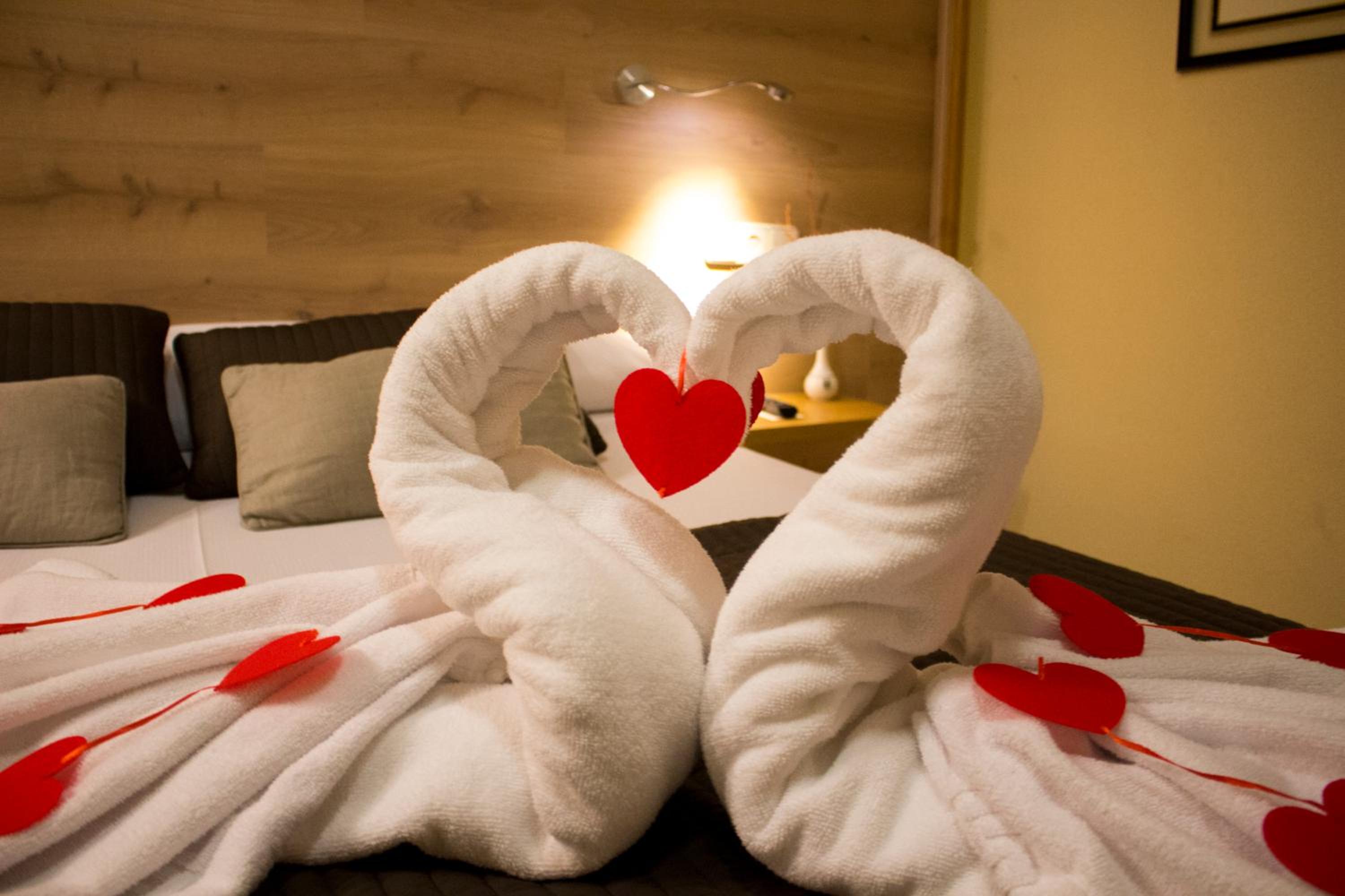 Deluxe King Suite photo 2