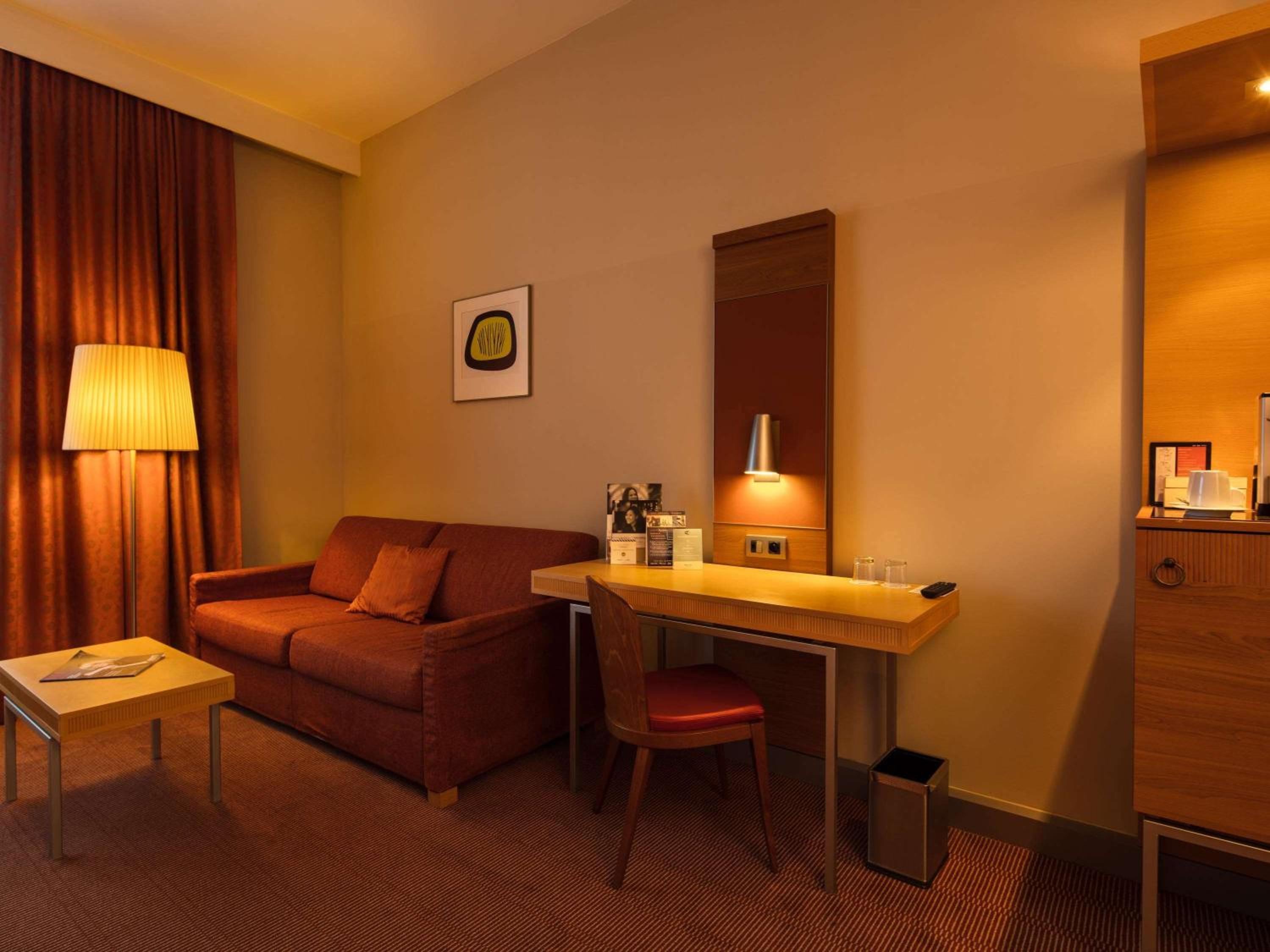 Privilege Superior Room with 1 Double Bed and Sofa  - Photo 8