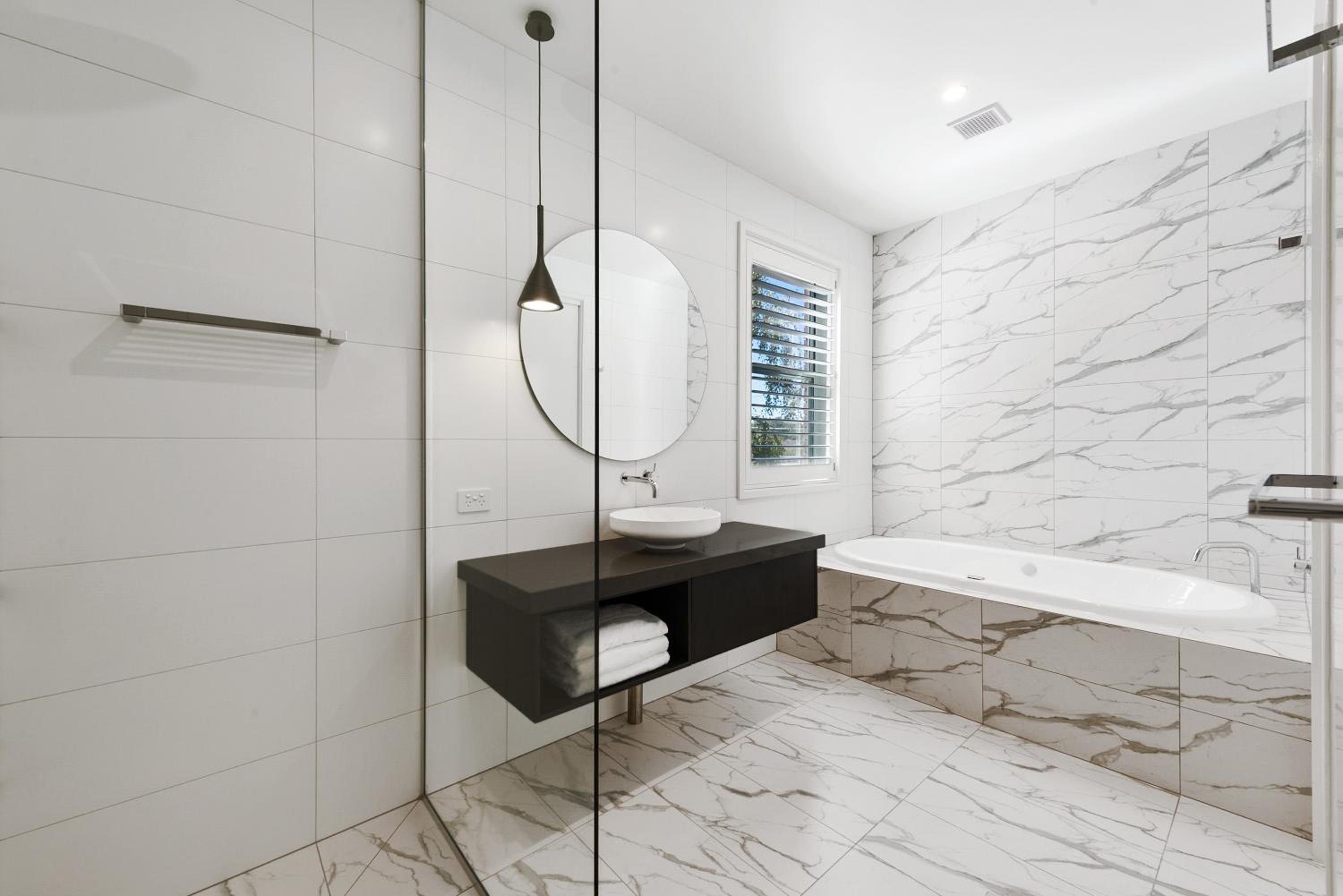 Premier Suite - Photo 2