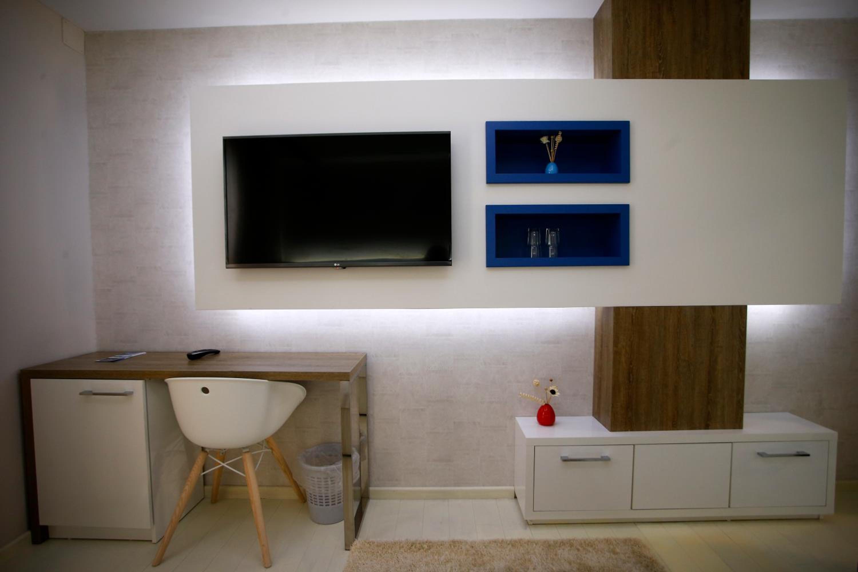 Standard Double Room - Photo 3