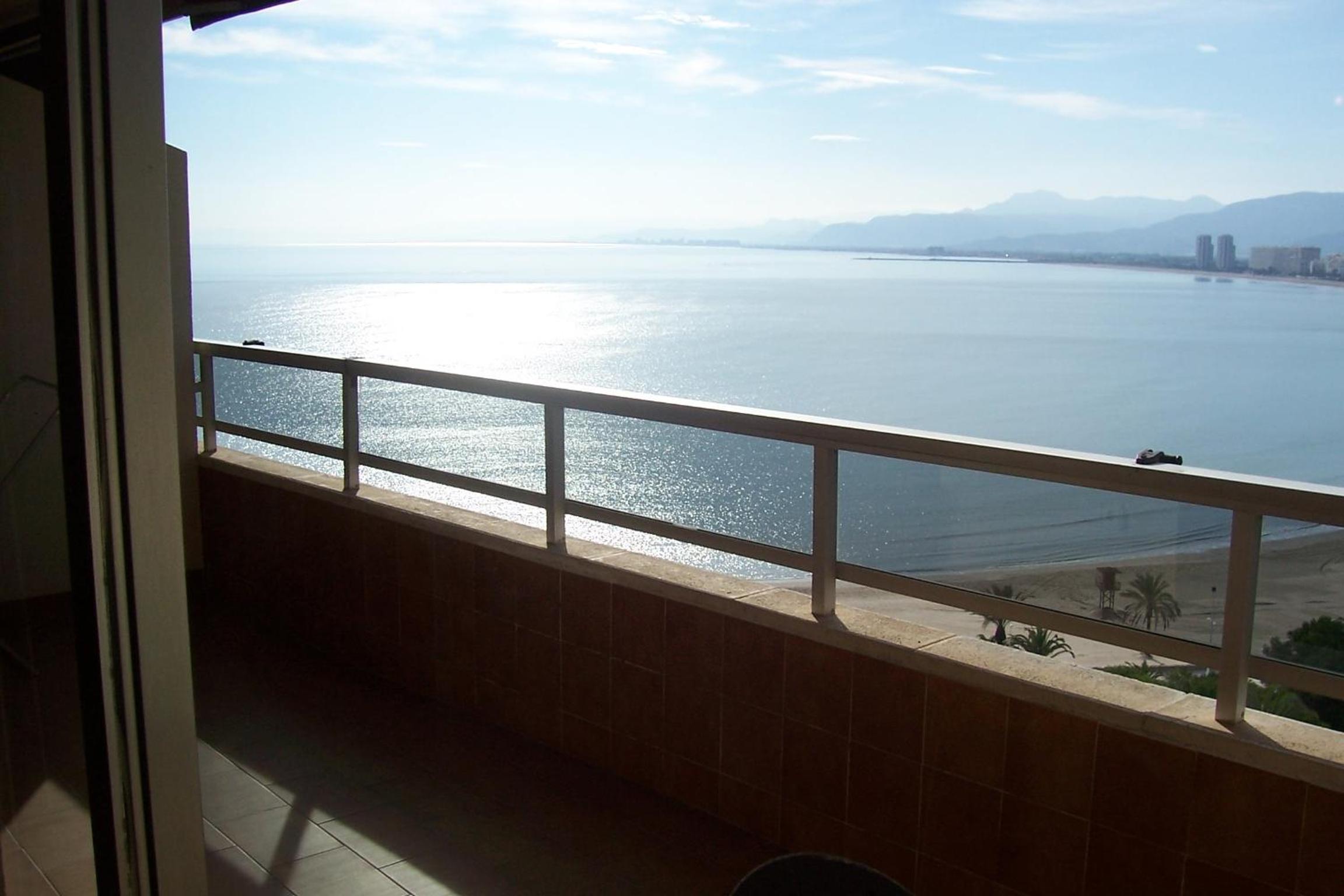 One-Bedroom Apartment (2 - 4 Adults) photo 2