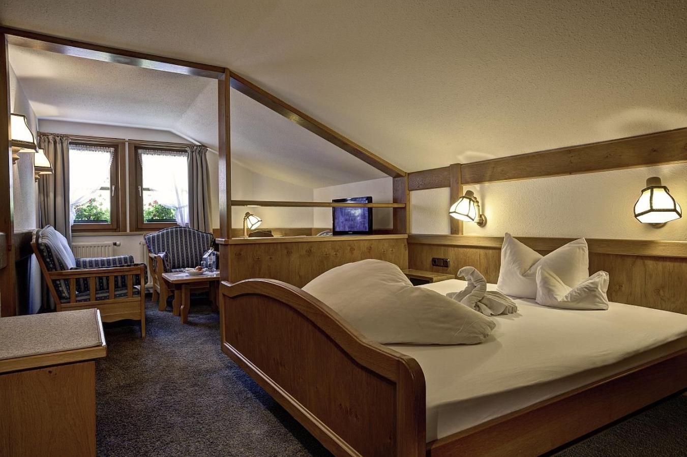 Deluxe Double Room - Photo 1