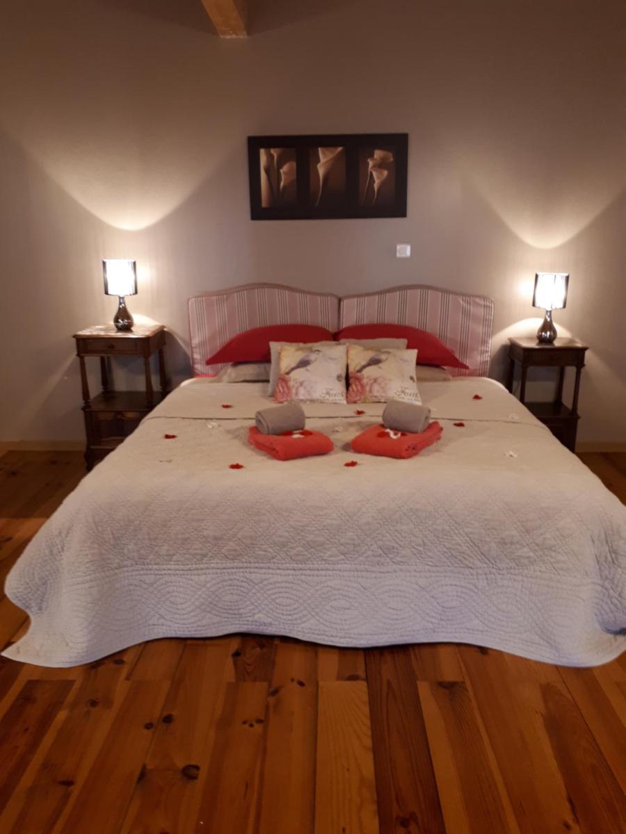 Deluxe Double Room with Bath photo 2