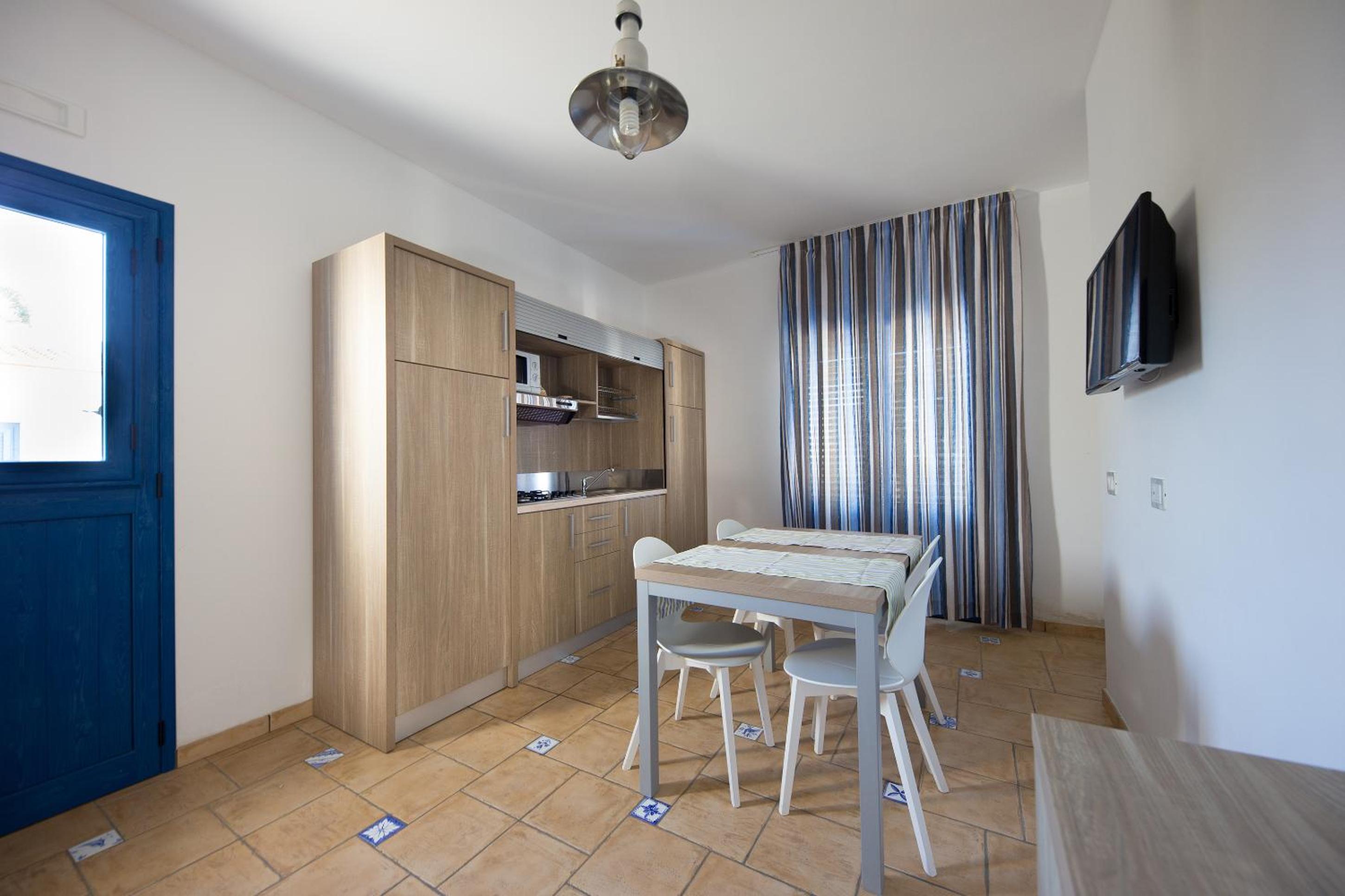 Two-Bedroom Apartment - Photo 6