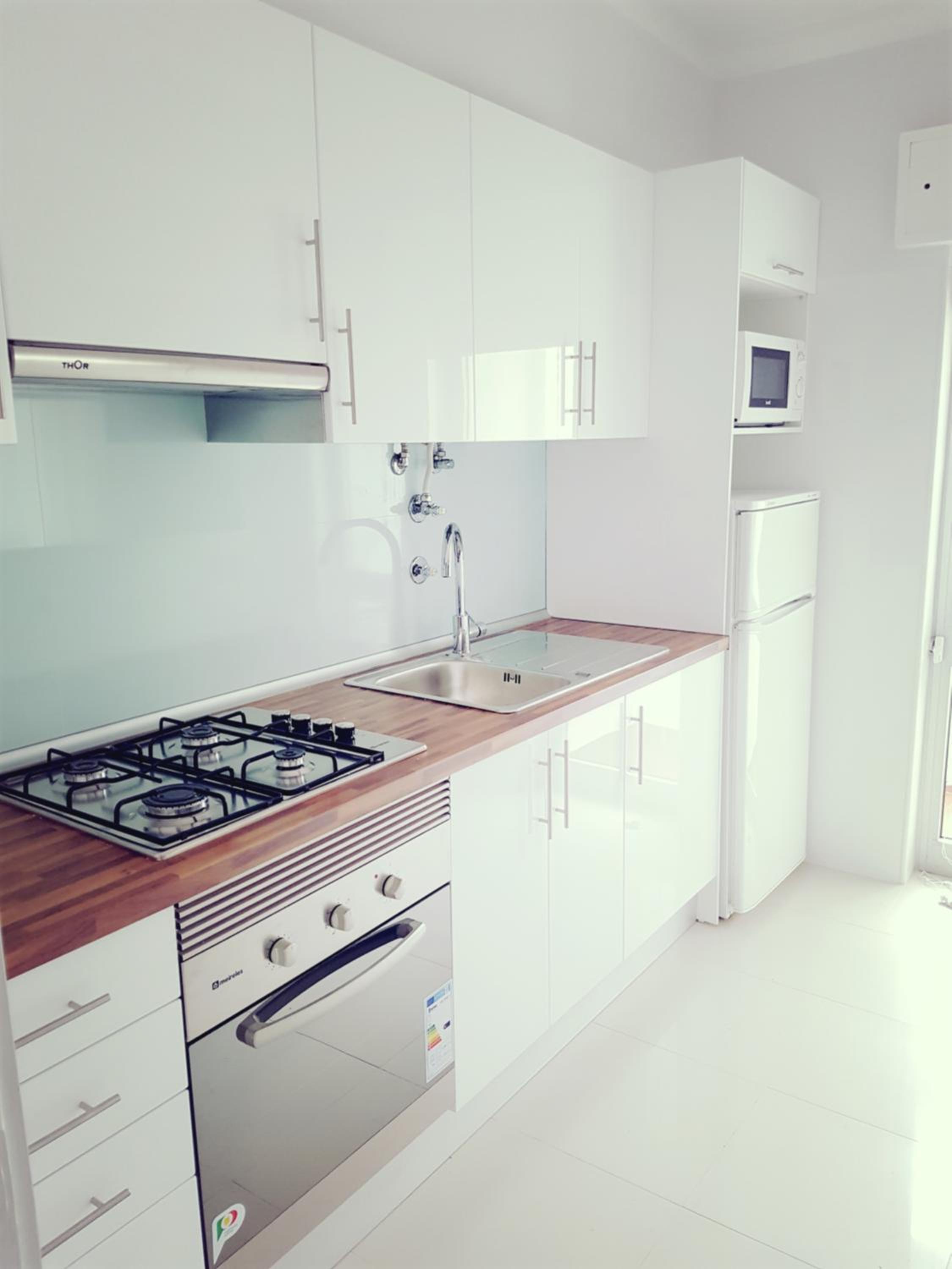 Premium One-Bedroom Apartment - Photo 15