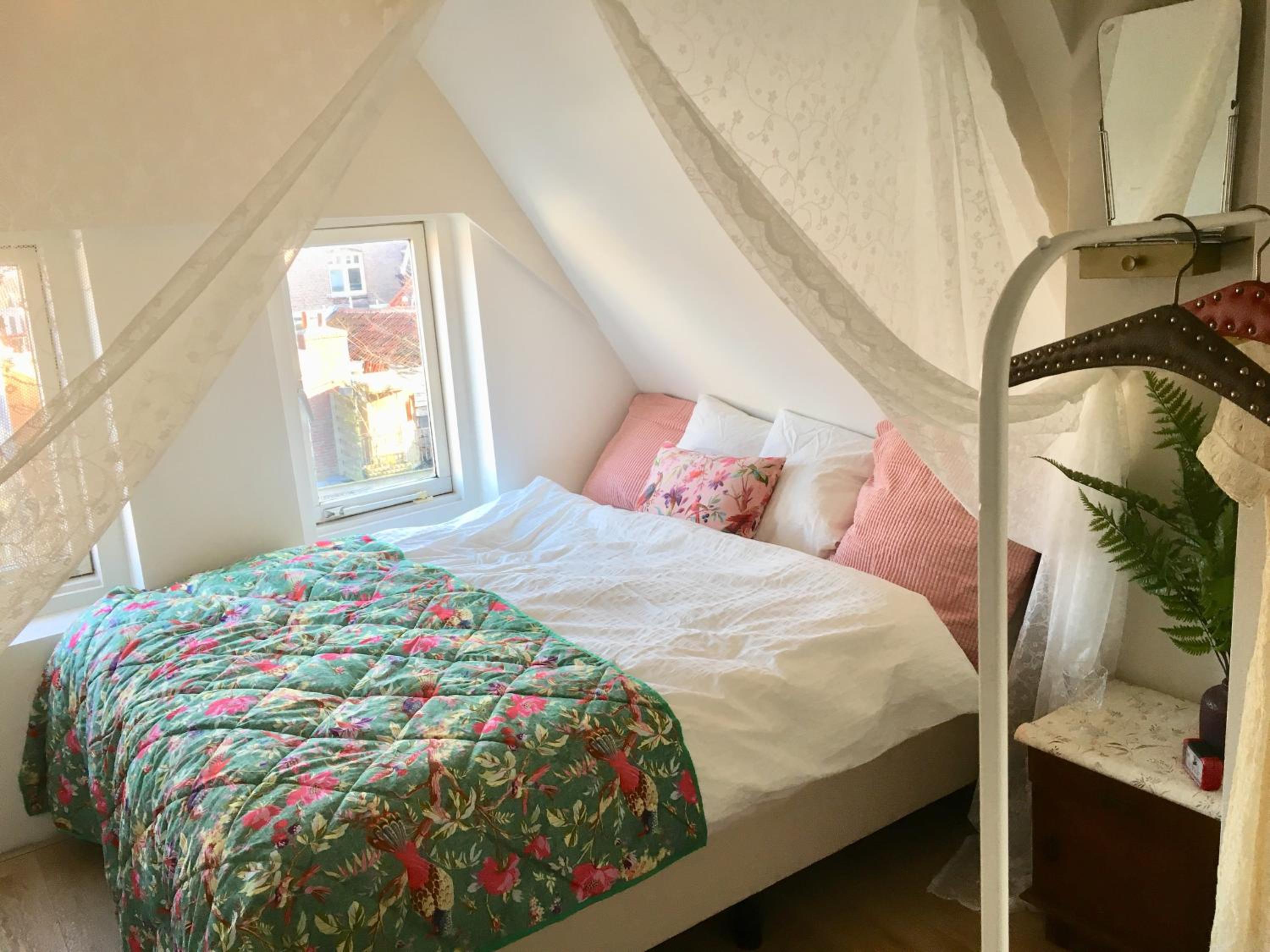 Deluxe Double Room - Photo 16