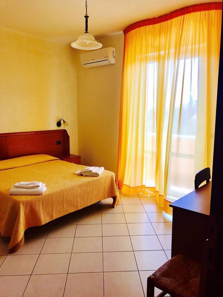 Double or Twin Room with Balcony photo 1