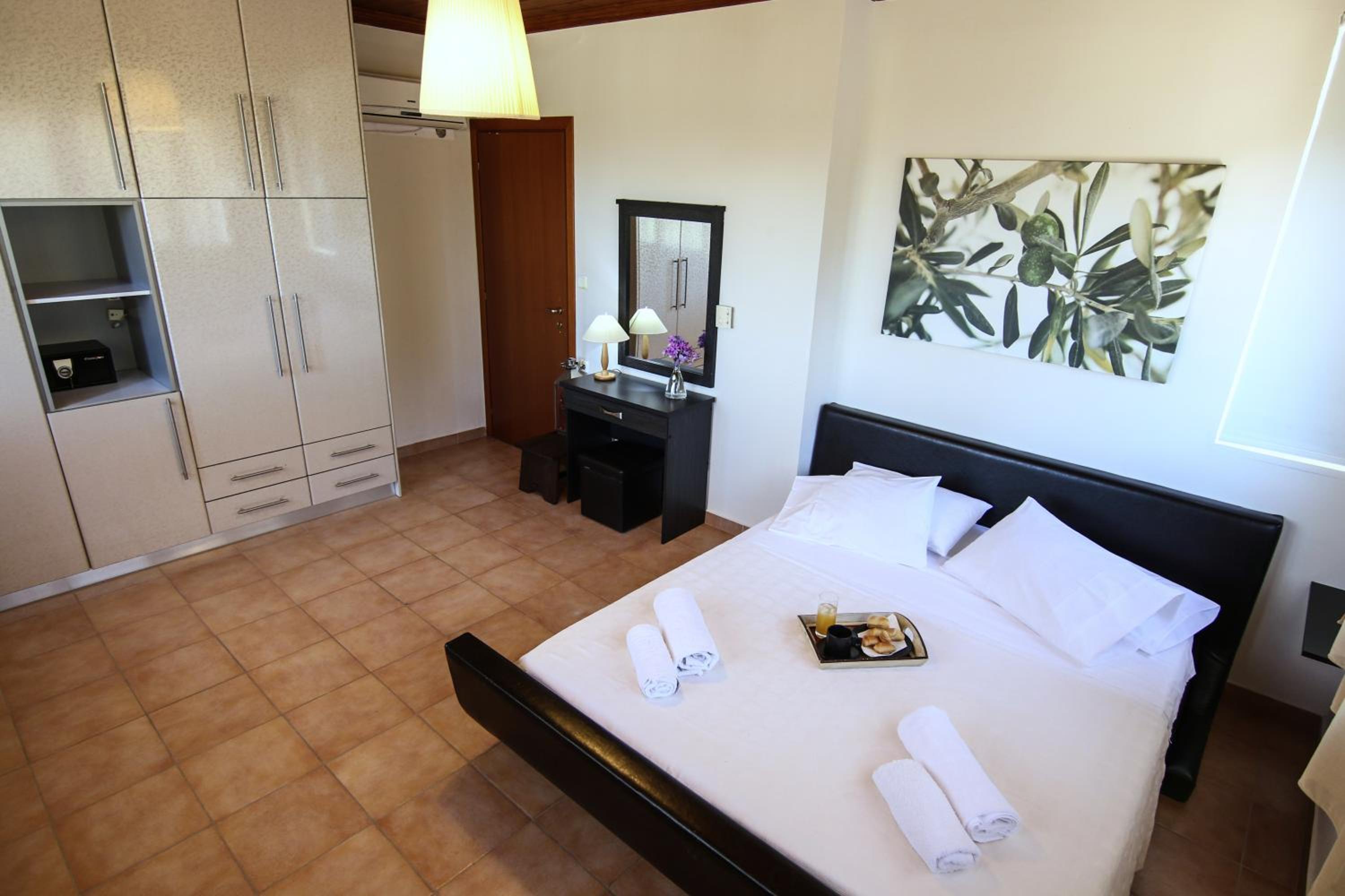 Villa photo 1