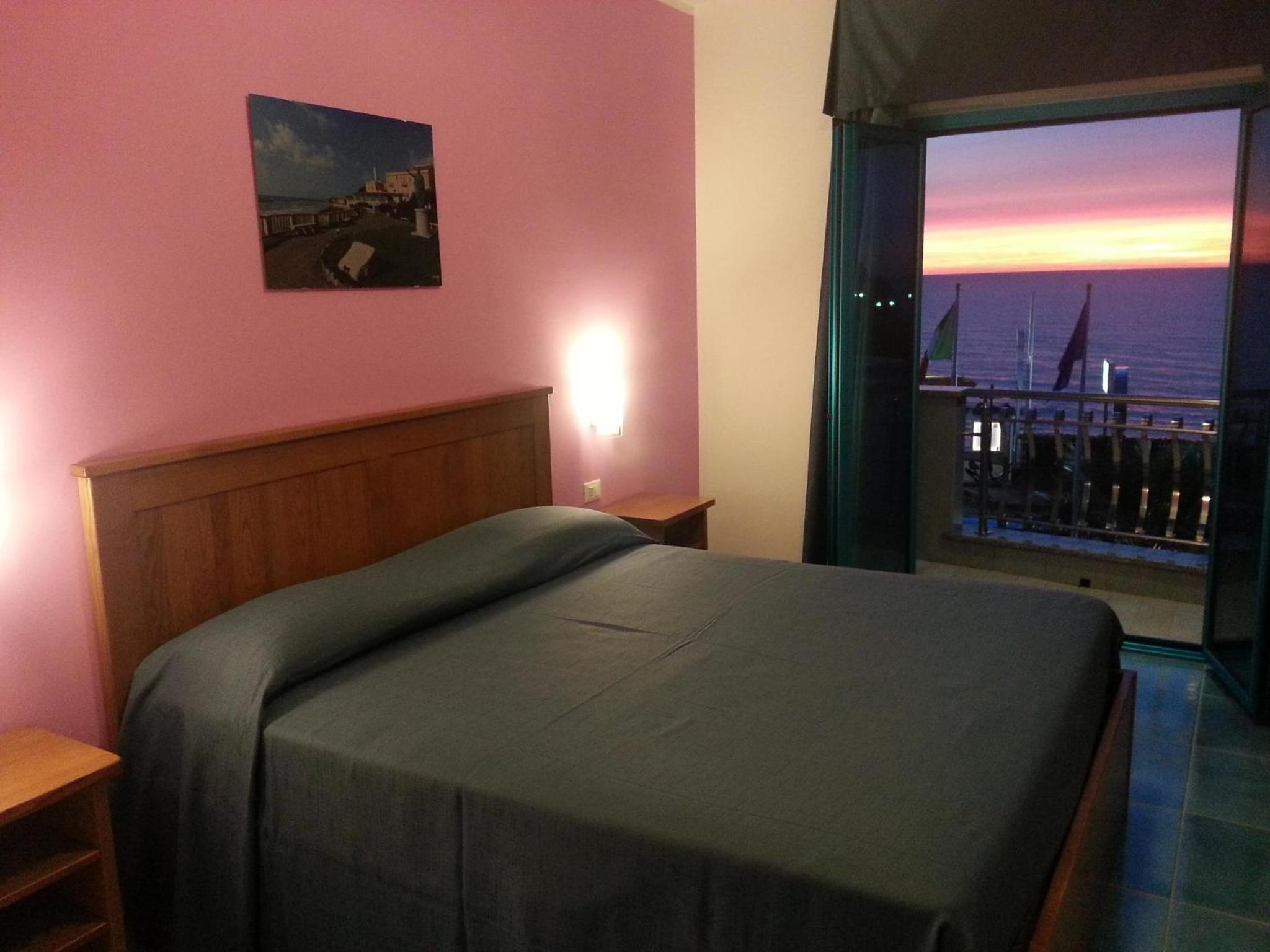Double Room with Sea View and Balcony
