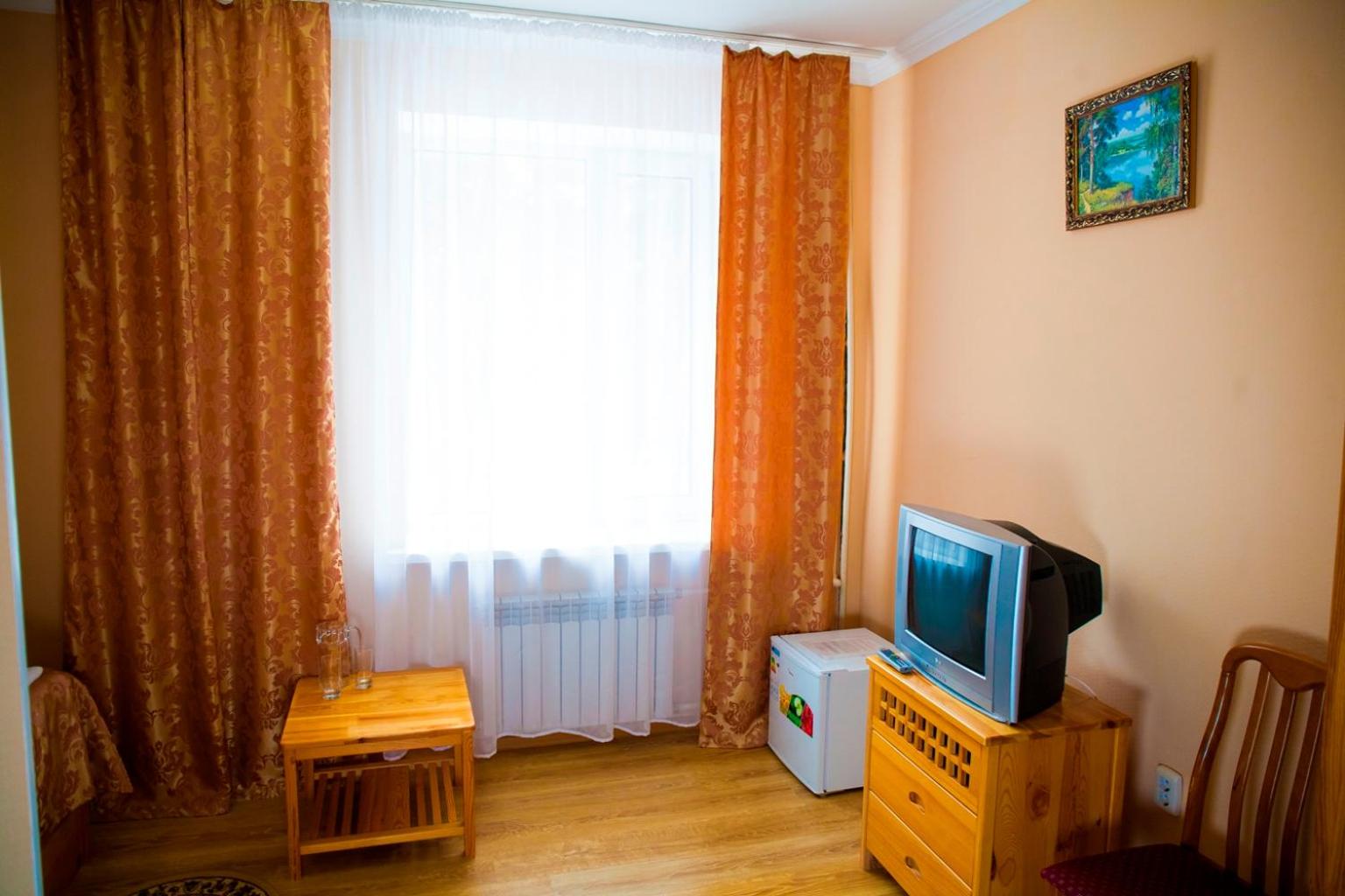 Twin Room with Bathroom