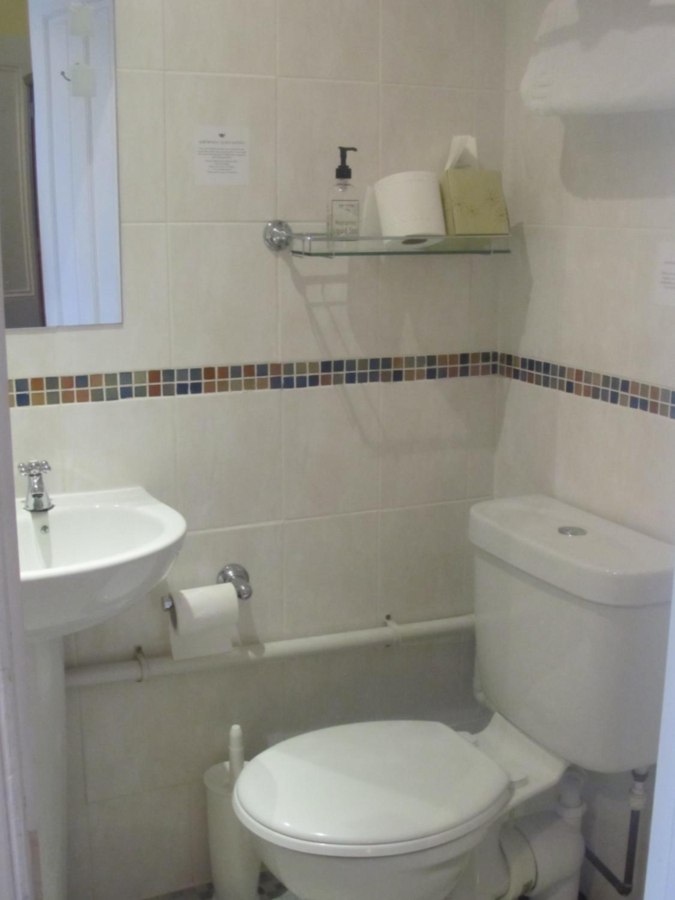 Single Room with Shower photo 3