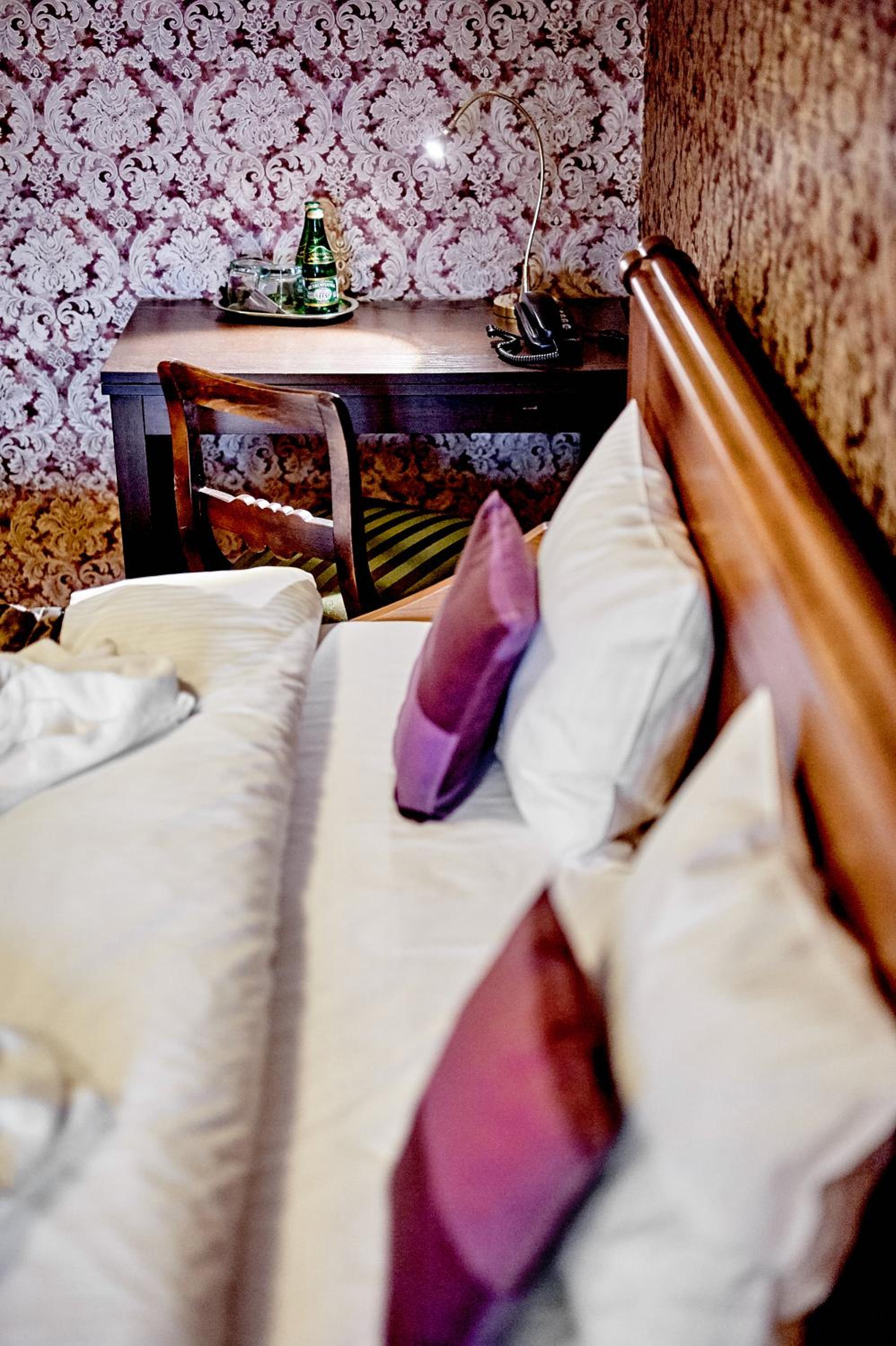 Deluxe Double Room - Photo 4