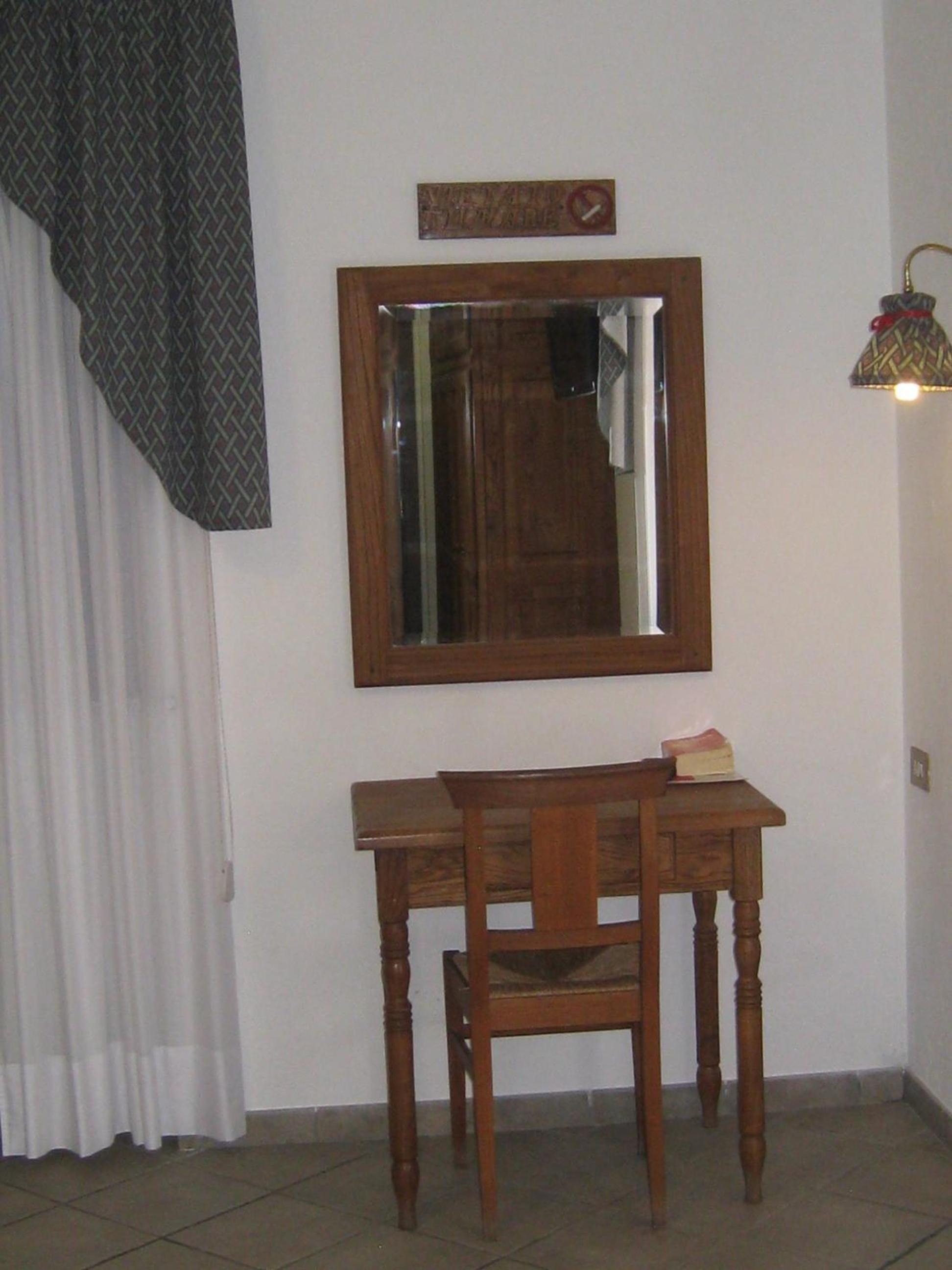 Quadruple Room - Photo 8