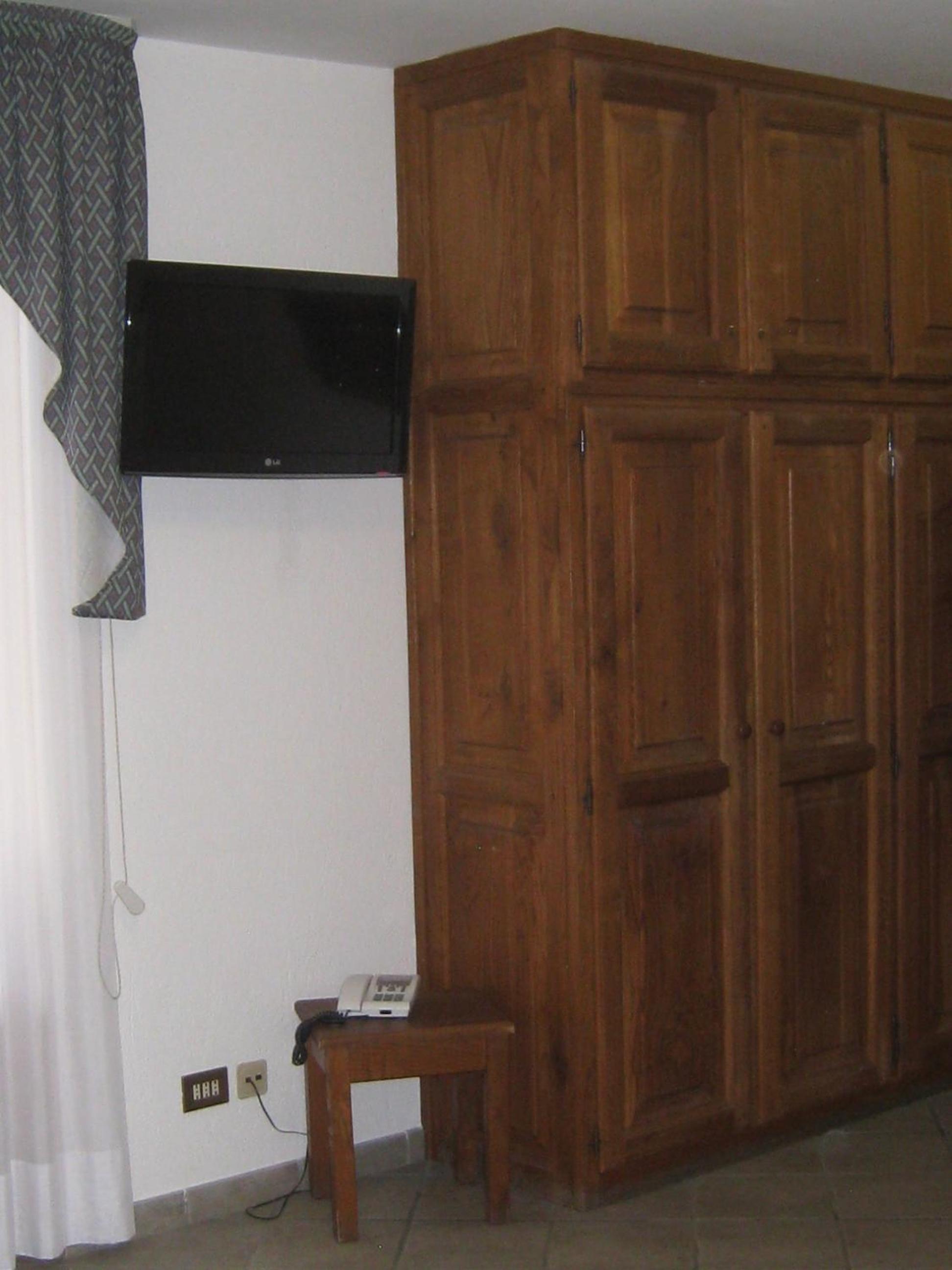 Quadruple Room - Photo 9