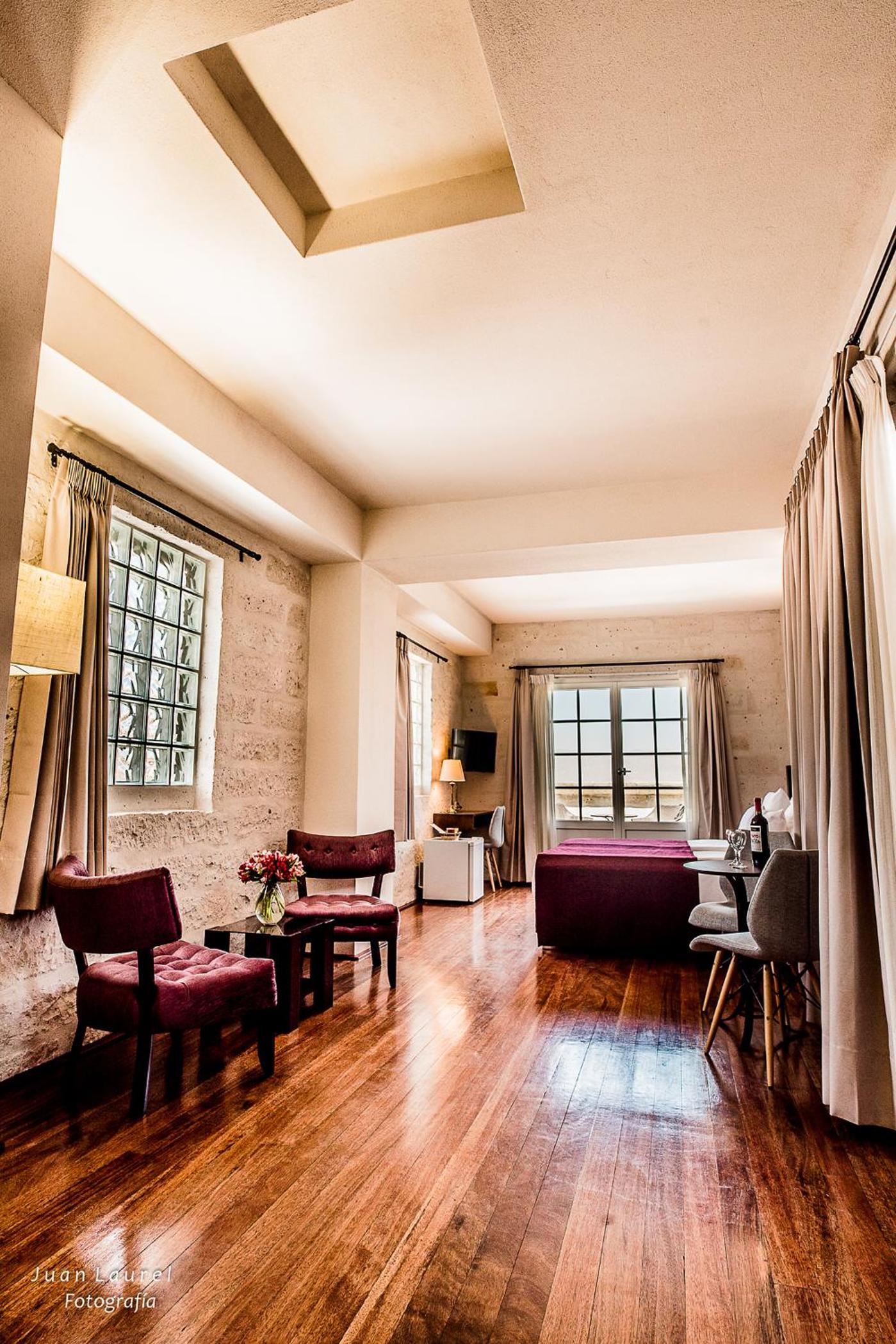 Junior Suite with Balcony photo 3