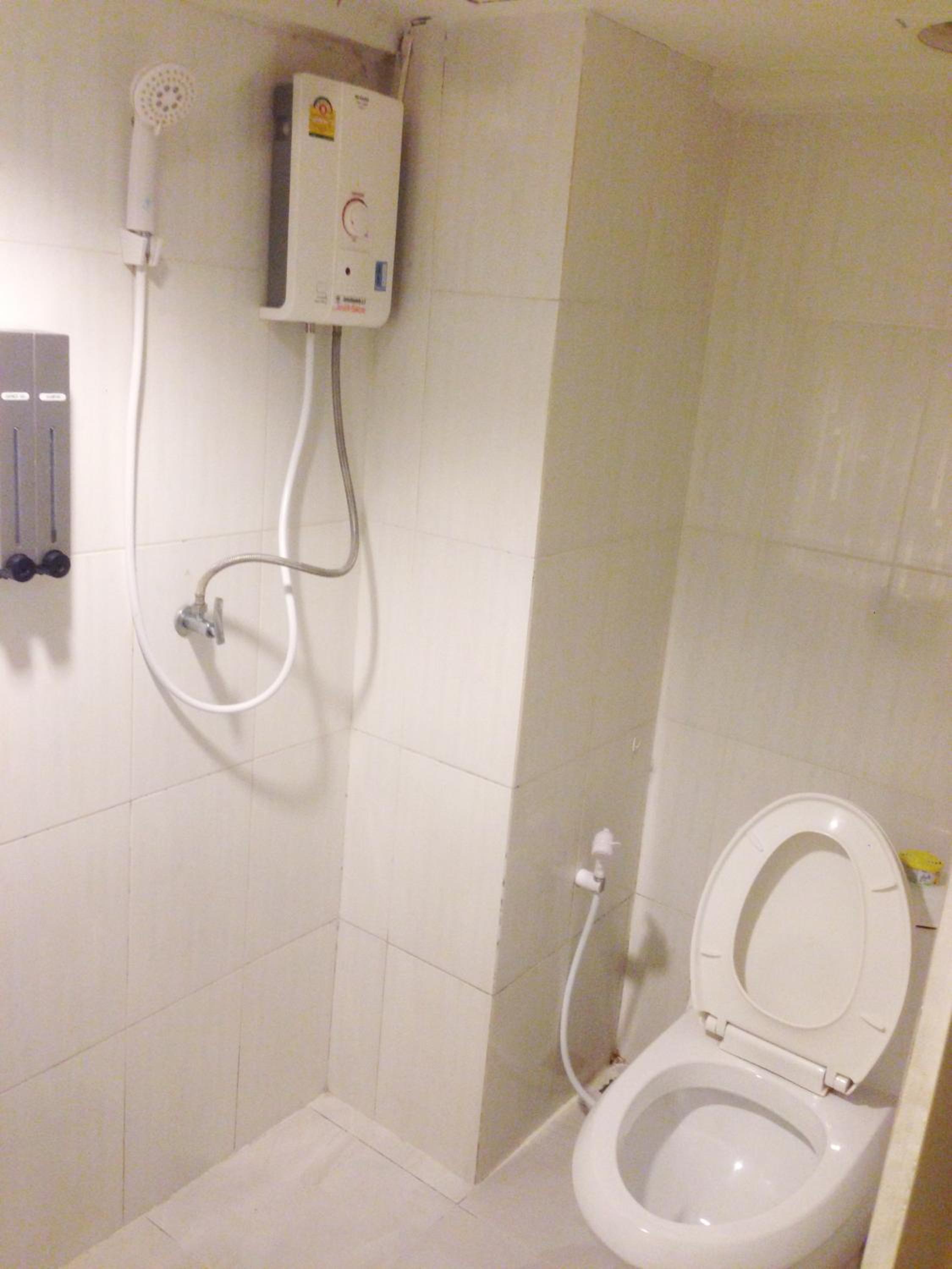 Quadruple Room - Photo 4
