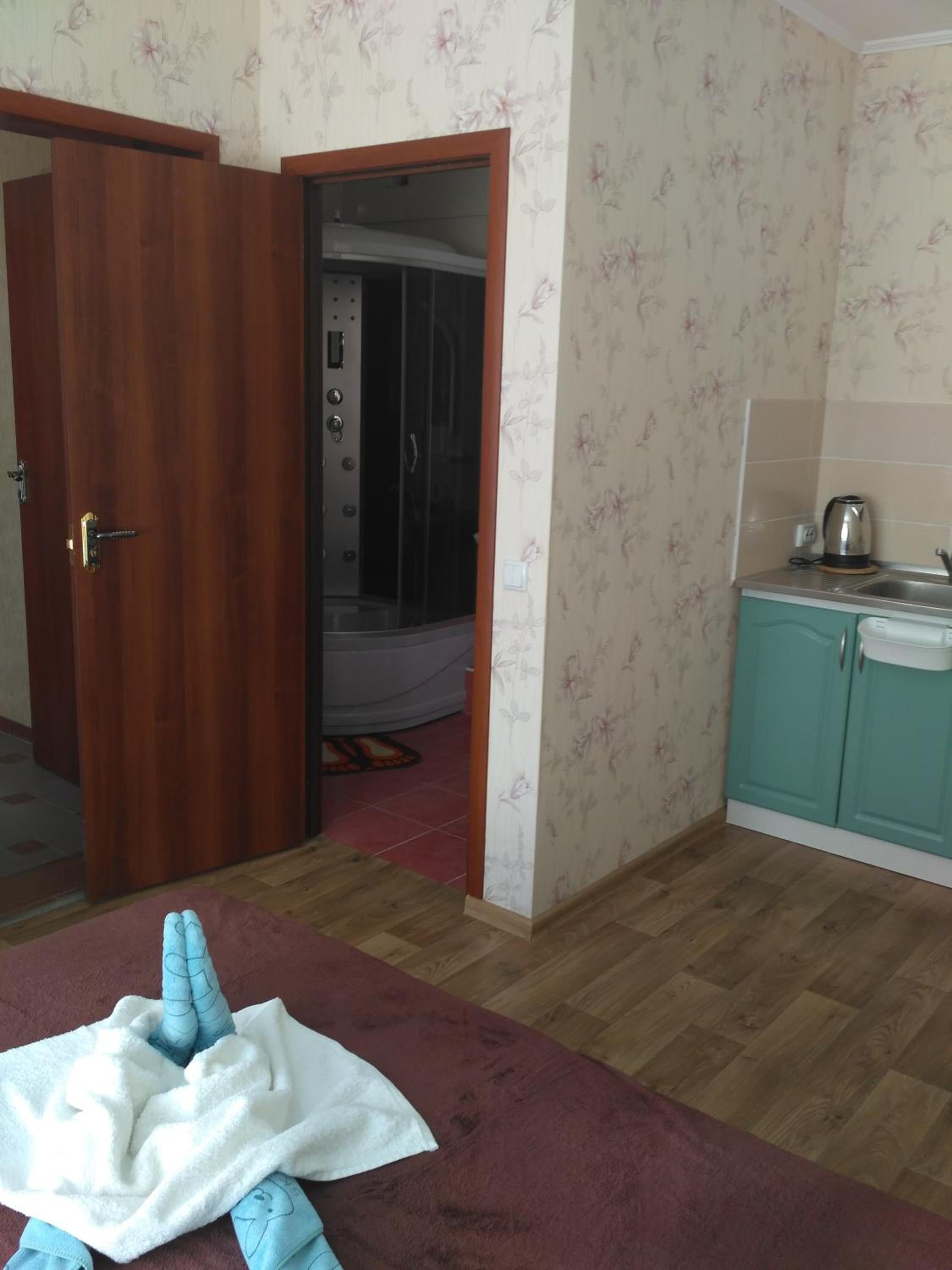 Large Twin Room photo 2