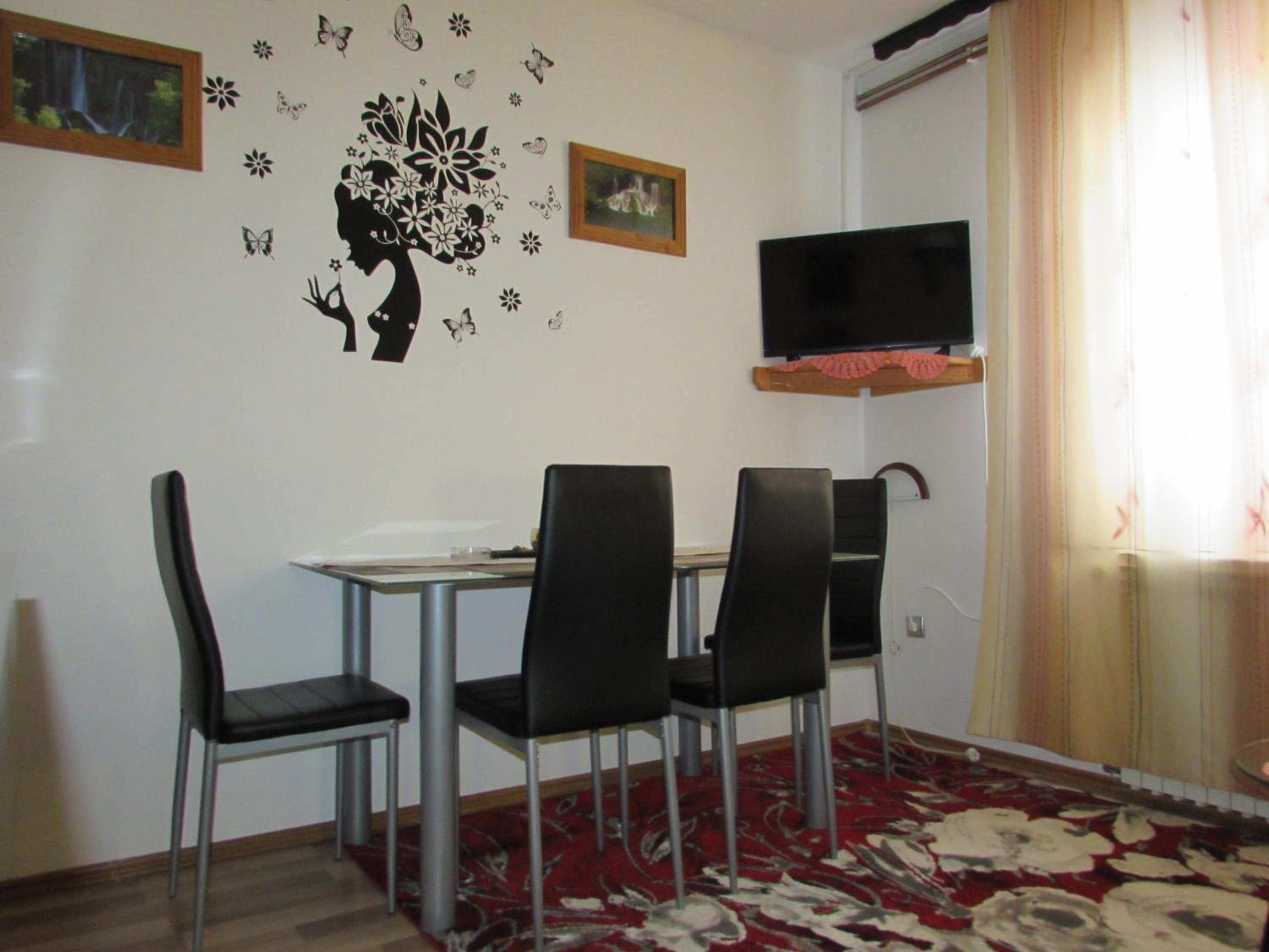 Apartment - Photo 10