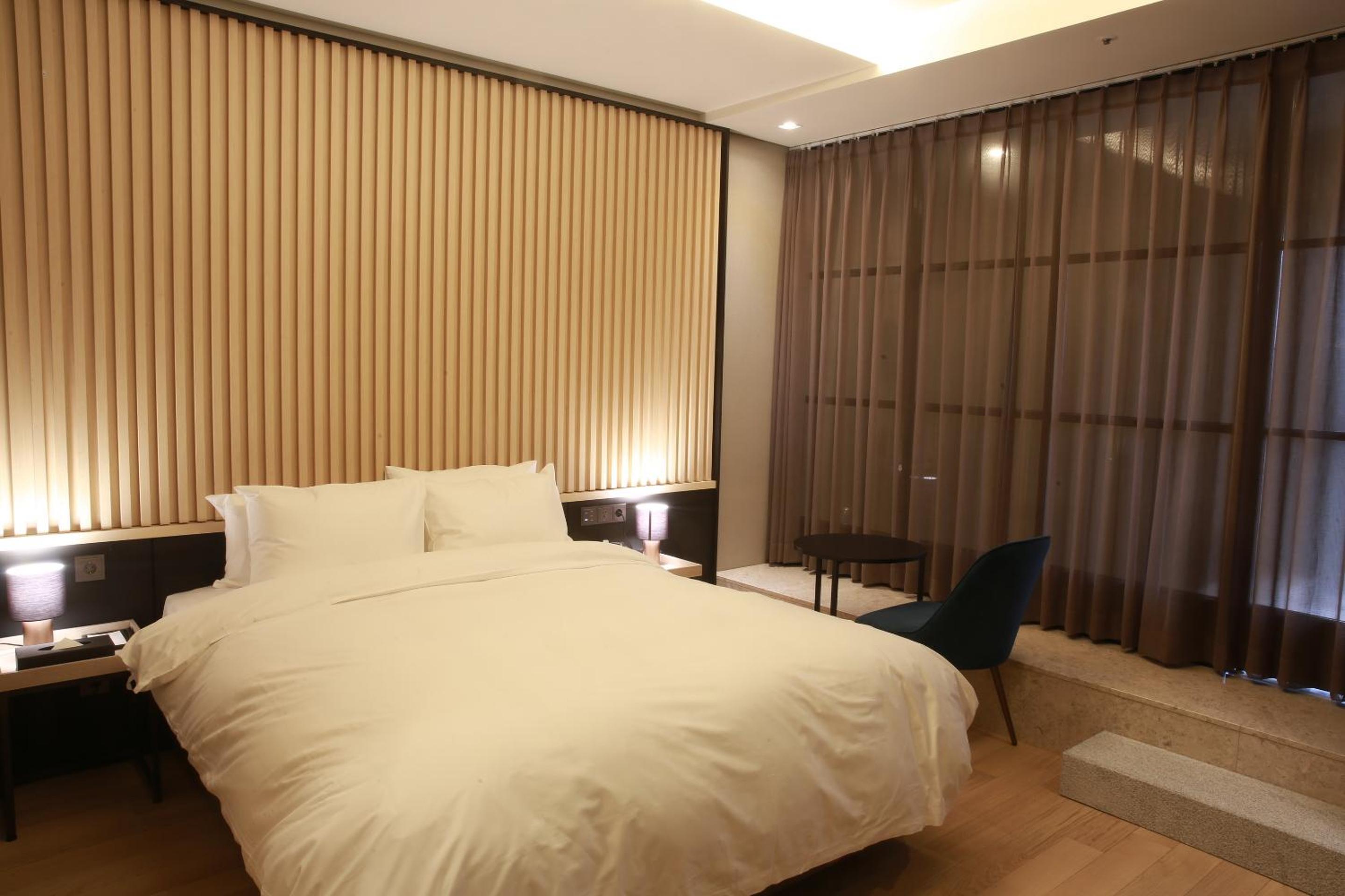 Double Room with Private Bathroom photo 1