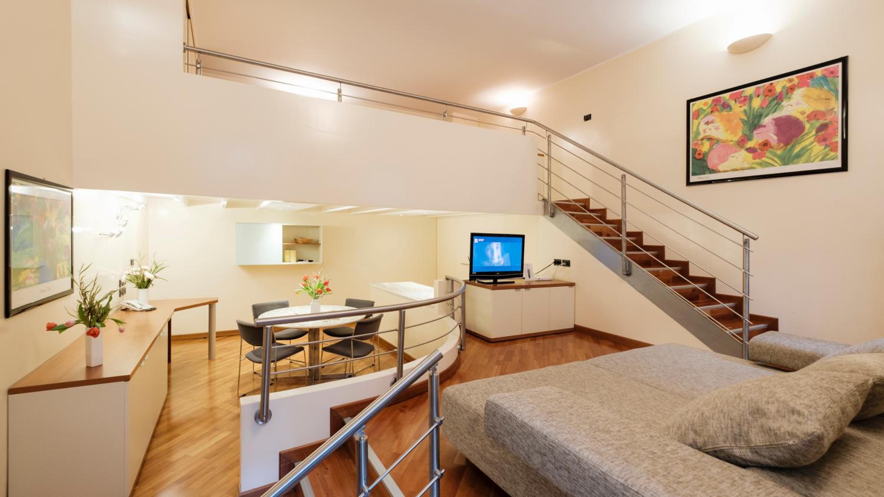 Suite photo 1