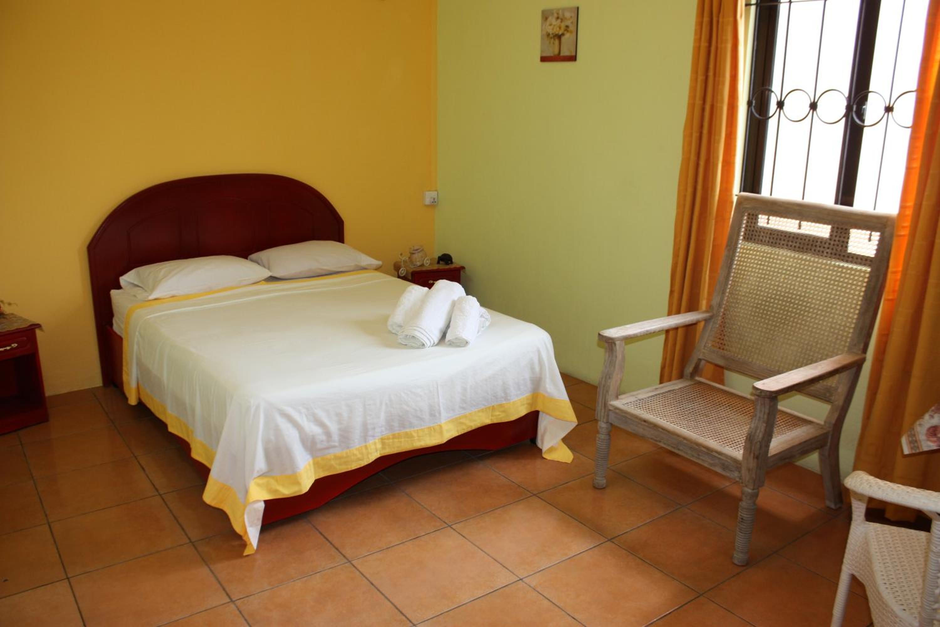 Deluxe Double Room with Shower photo 2