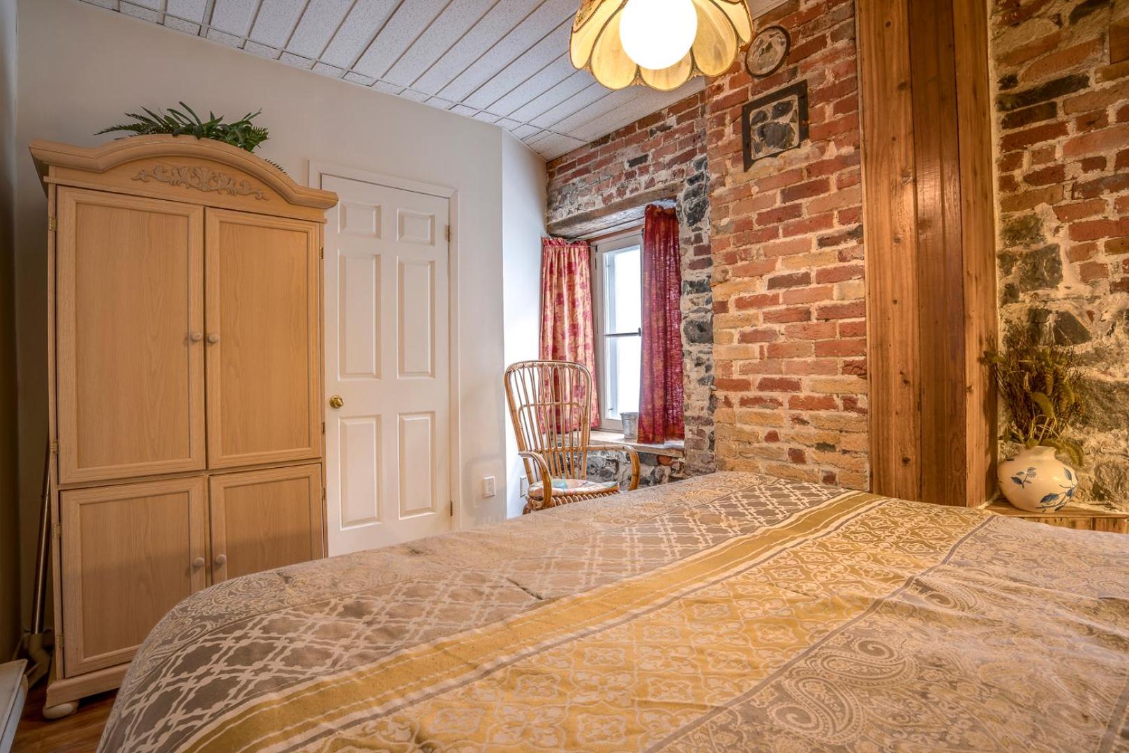 Family Room photo 2