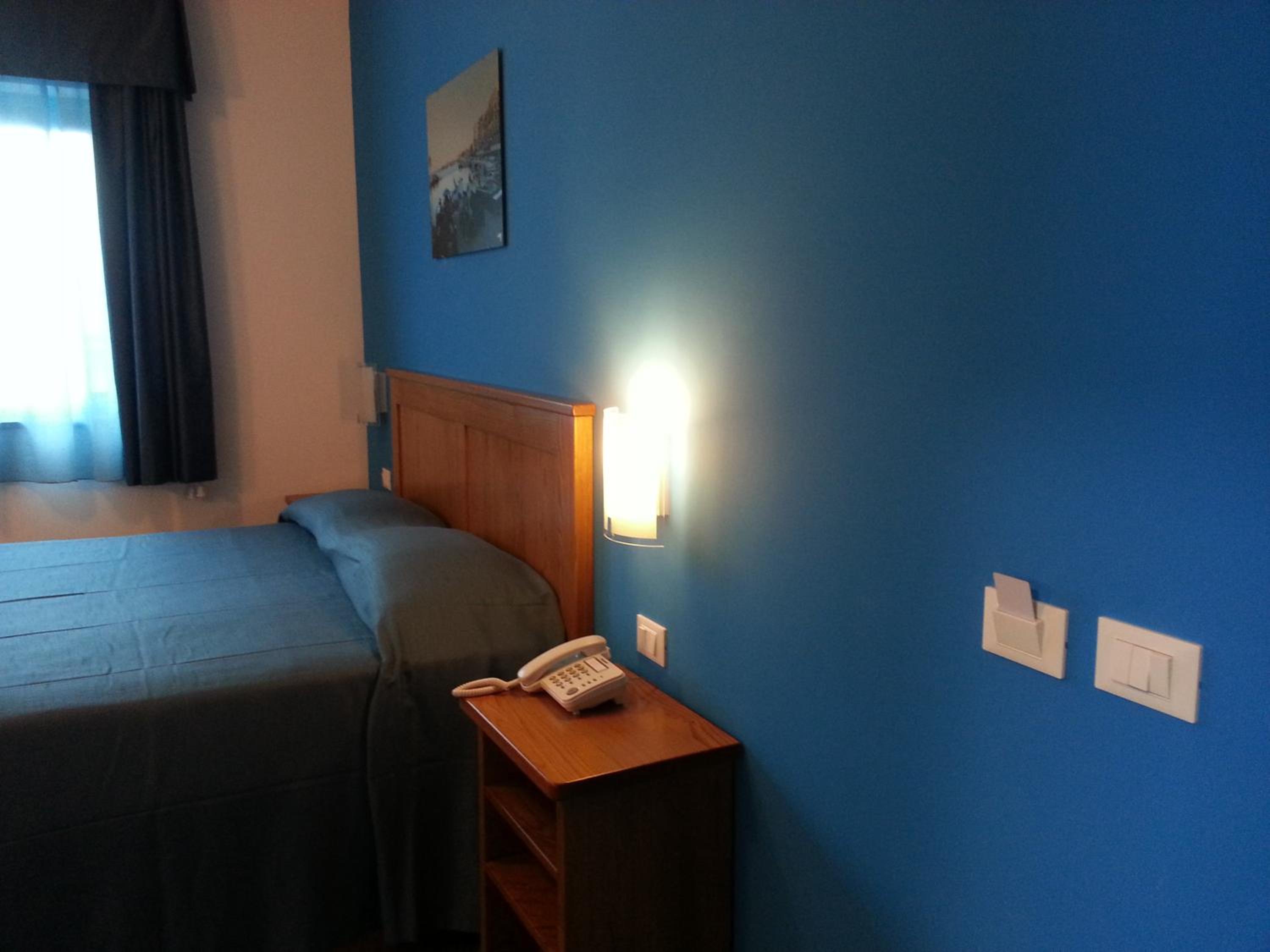 Double Room with Side Sea View photo 1